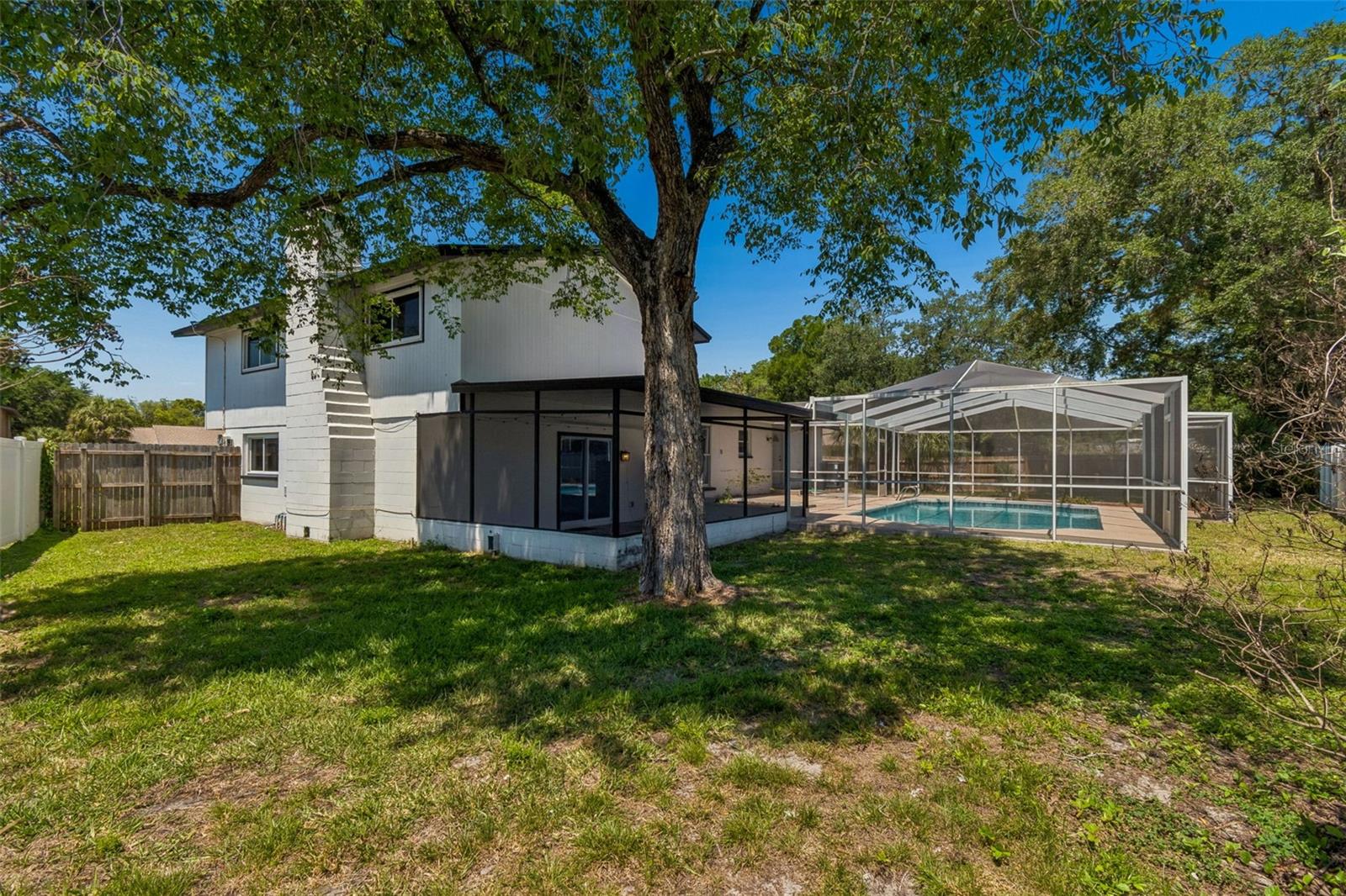 7111 GATEWAY CT, TAMPA, FL, 33615