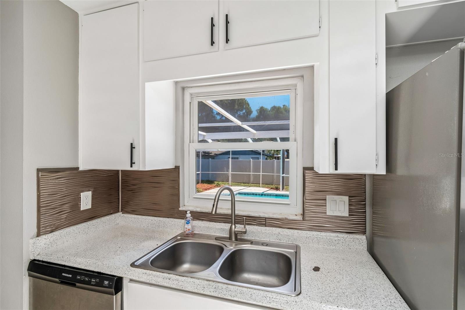 7111 GATEWAY CT, TAMPA, FL, 33615