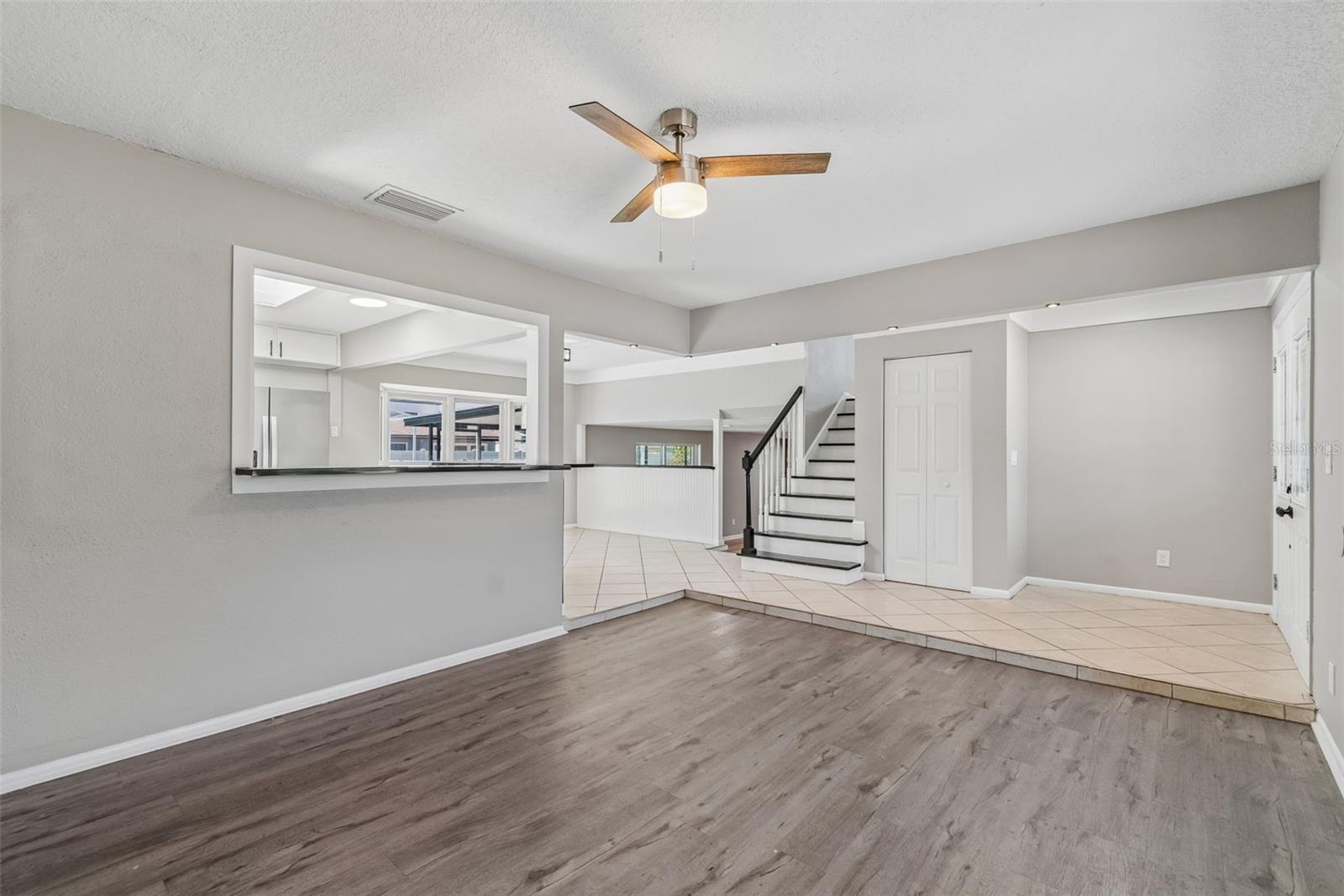 7111 GATEWAY CT, TAMPA, FL, 33615