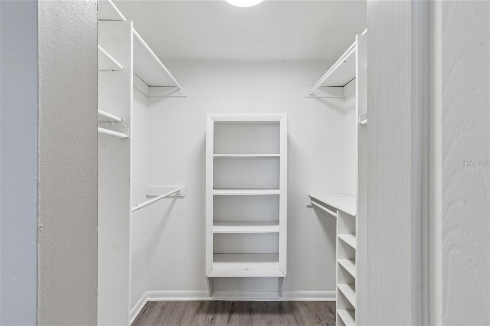 7111 GATEWAY CT, TAMPA, FL, 33615