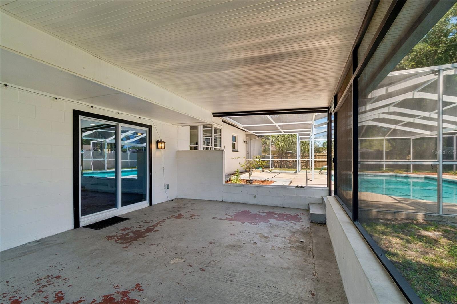 7111 GATEWAY CT, TAMPA, FL, 33615