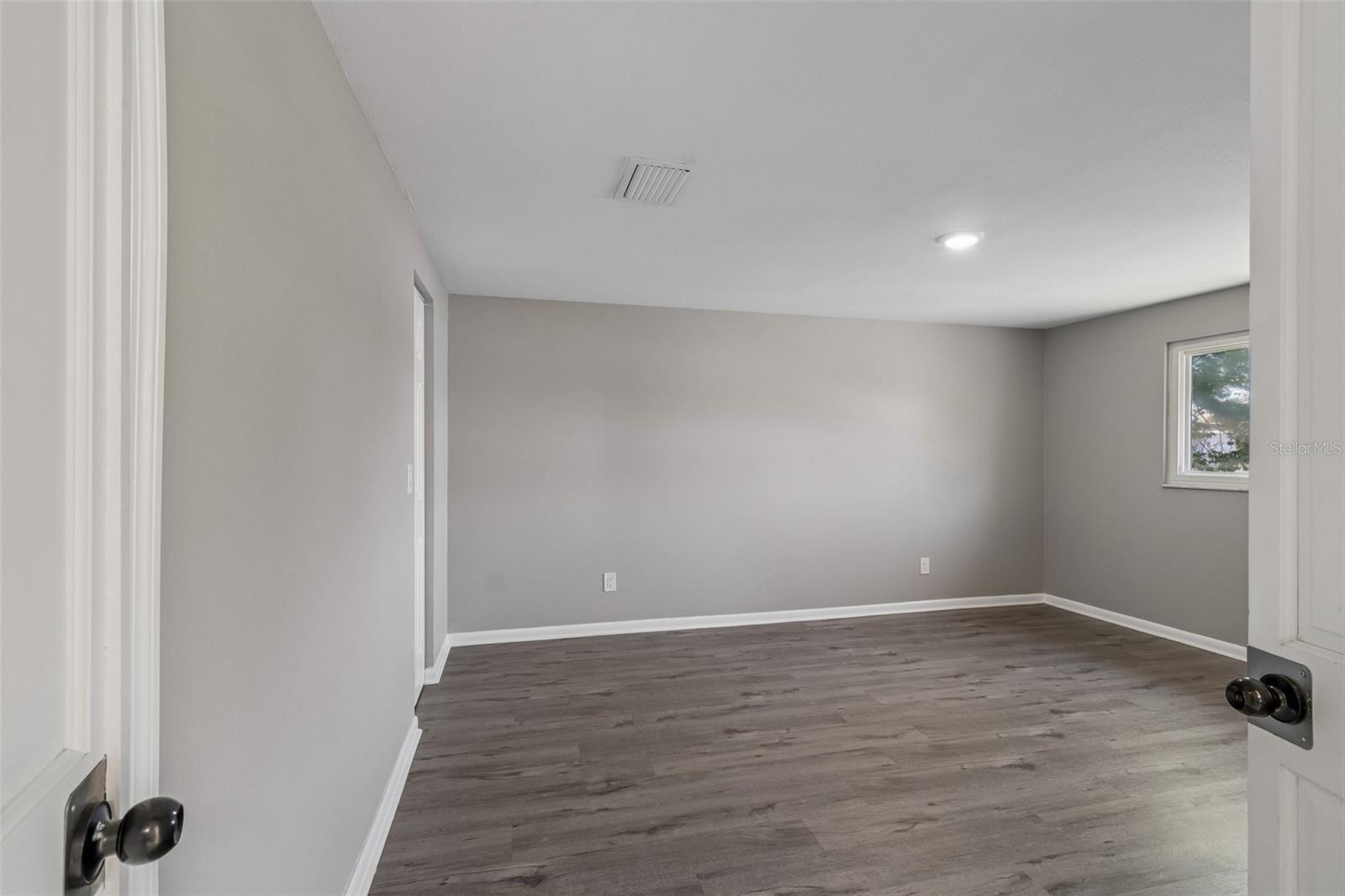 7111 GATEWAY CT, TAMPA, FL, 33615