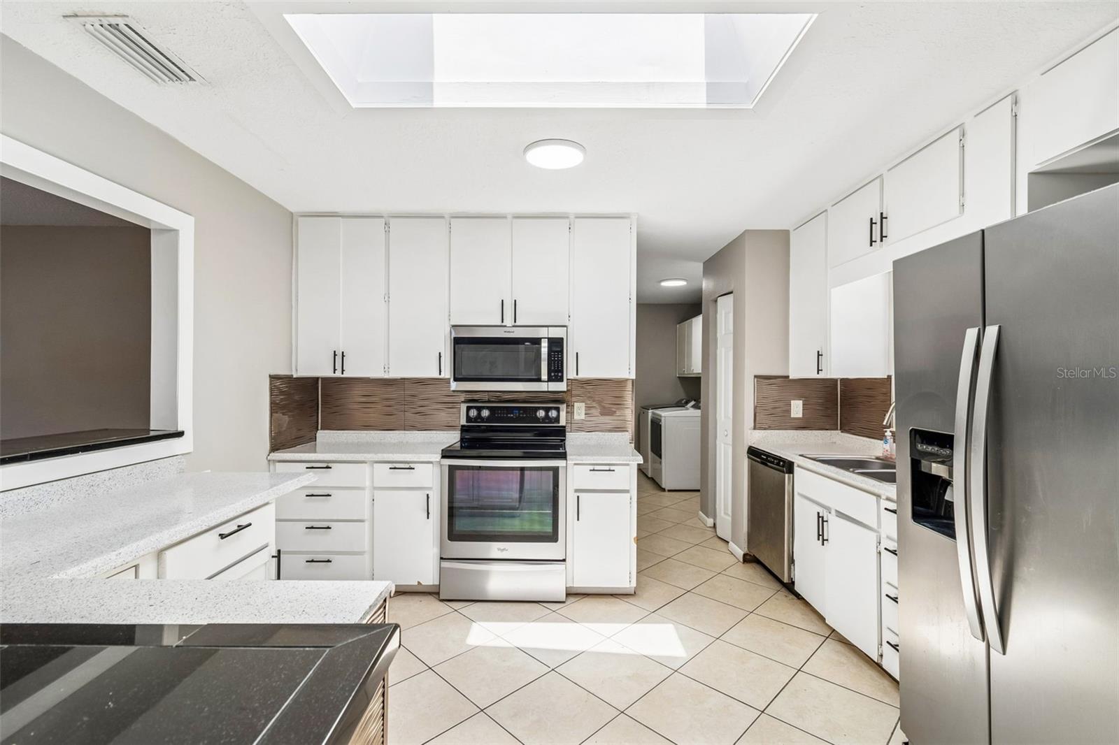 7111 GATEWAY CT, TAMPA, FL, 33615