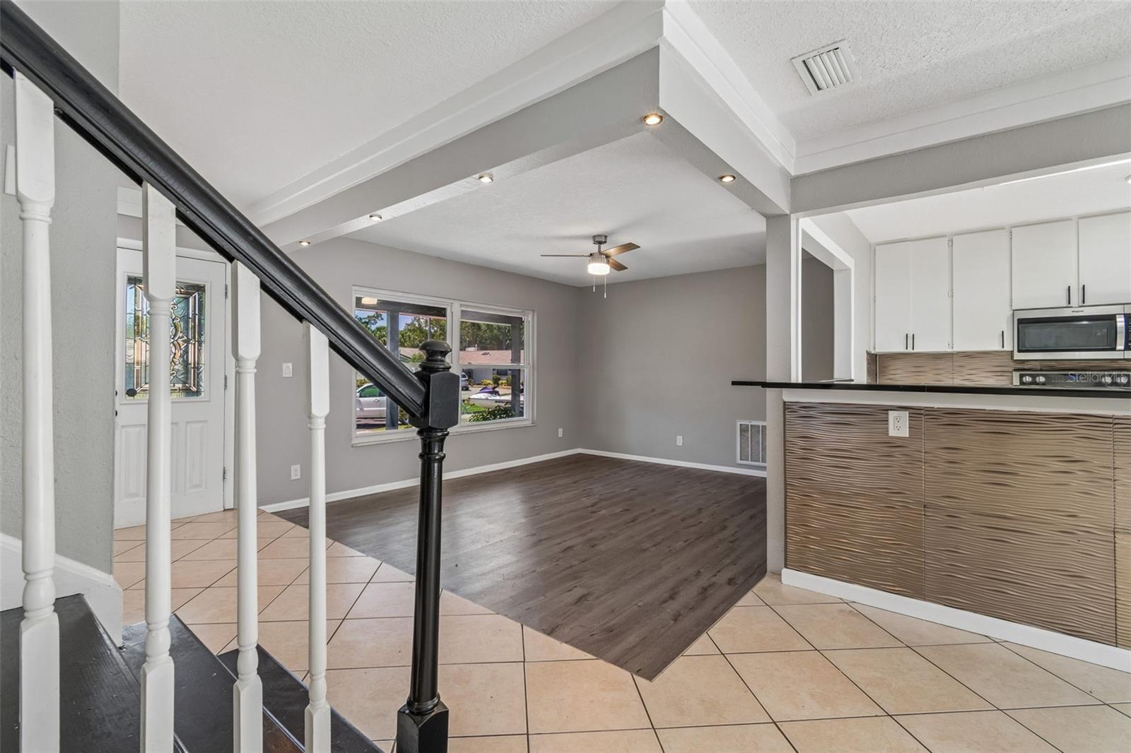 7111 GATEWAY CT, TAMPA, FL, 33615