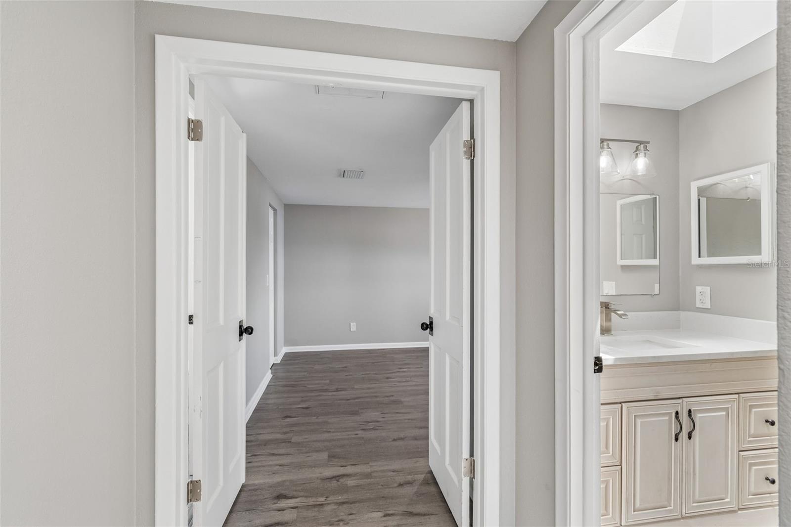 7111 GATEWAY CT, TAMPA, FL, 33615