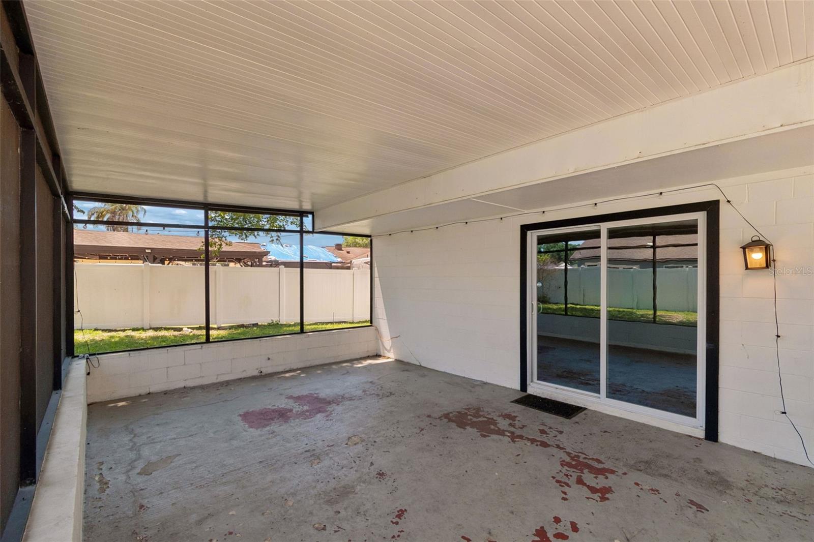 7111 GATEWAY CT, TAMPA, FL, 33615