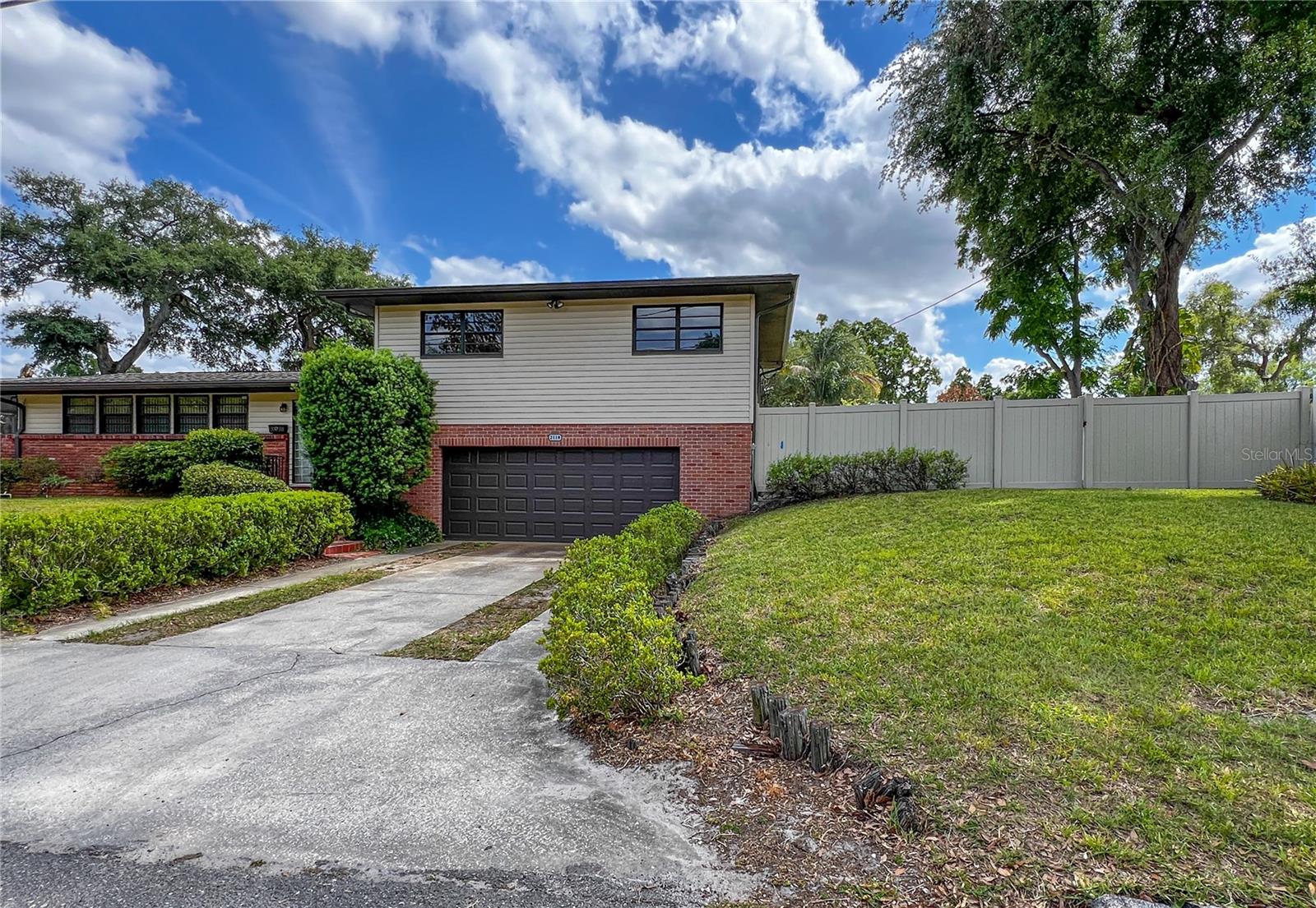 2118 W BROAD ST, TAMPA, FL, 33604