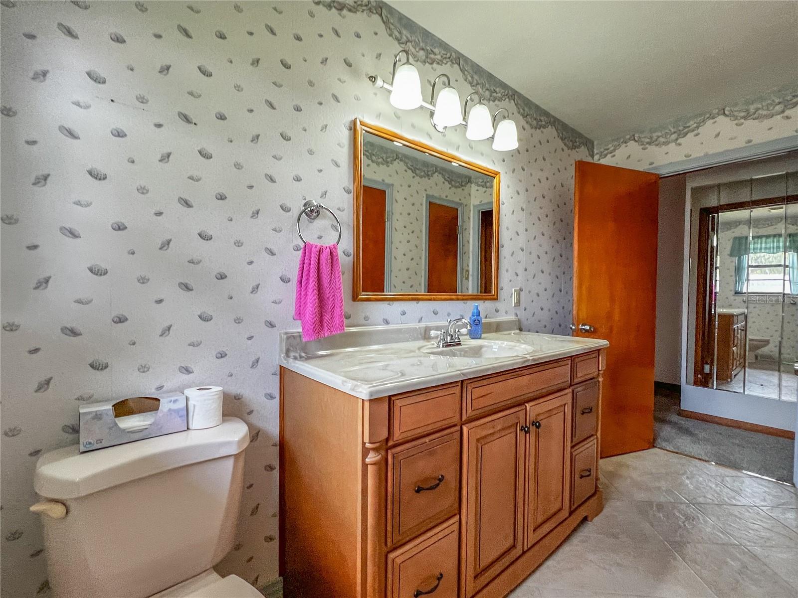 2118 W BROAD ST, TAMPA, FL, 33604