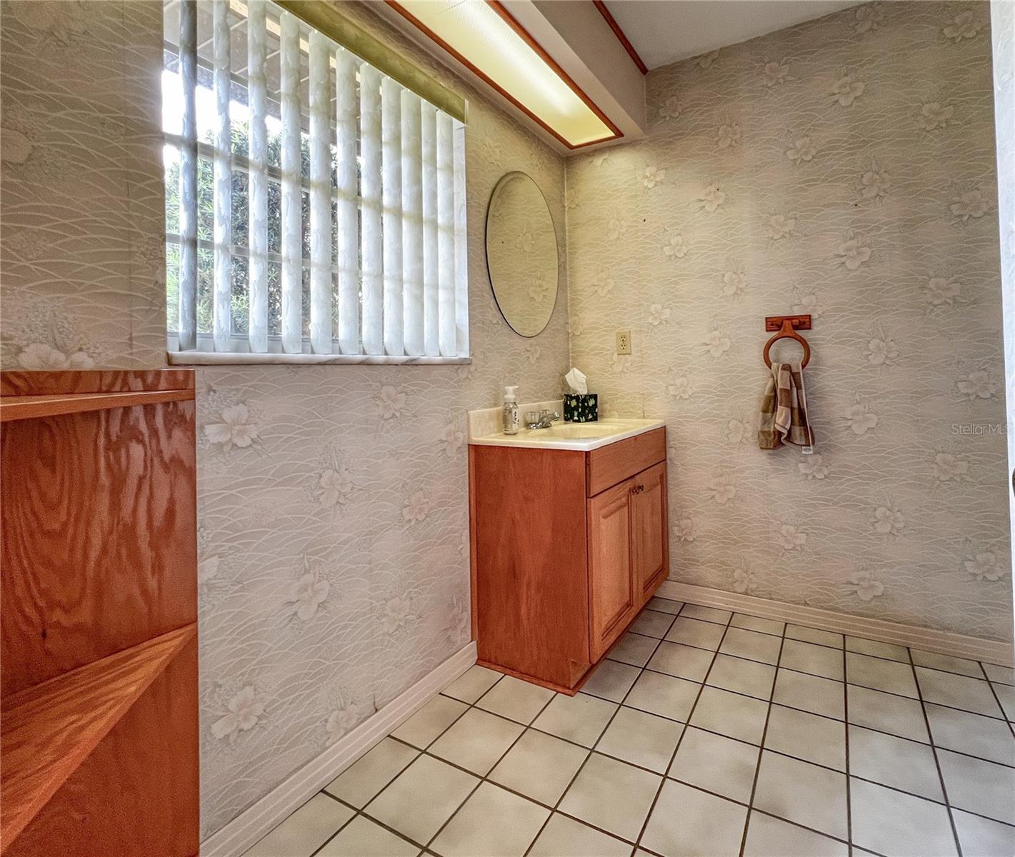 2118 W BROAD ST, TAMPA, FL, 33604