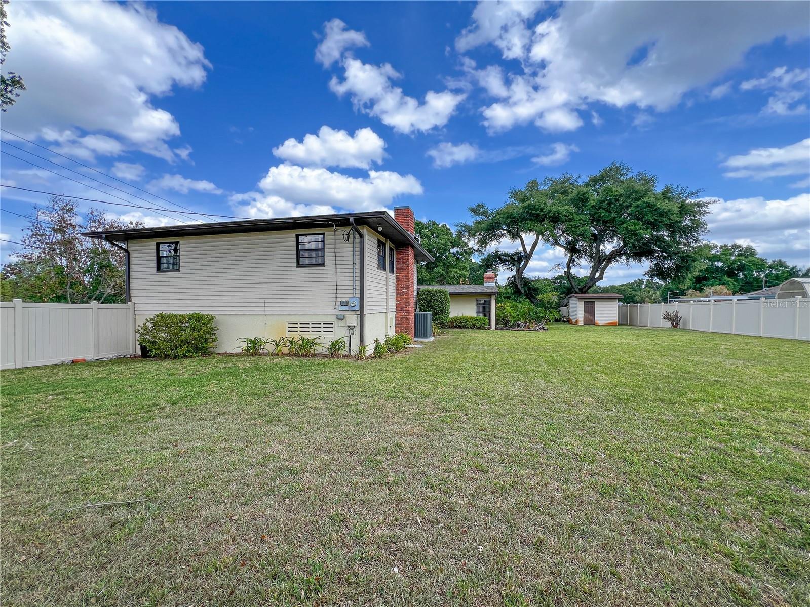 2118 W BROAD ST, TAMPA, FL, 33604