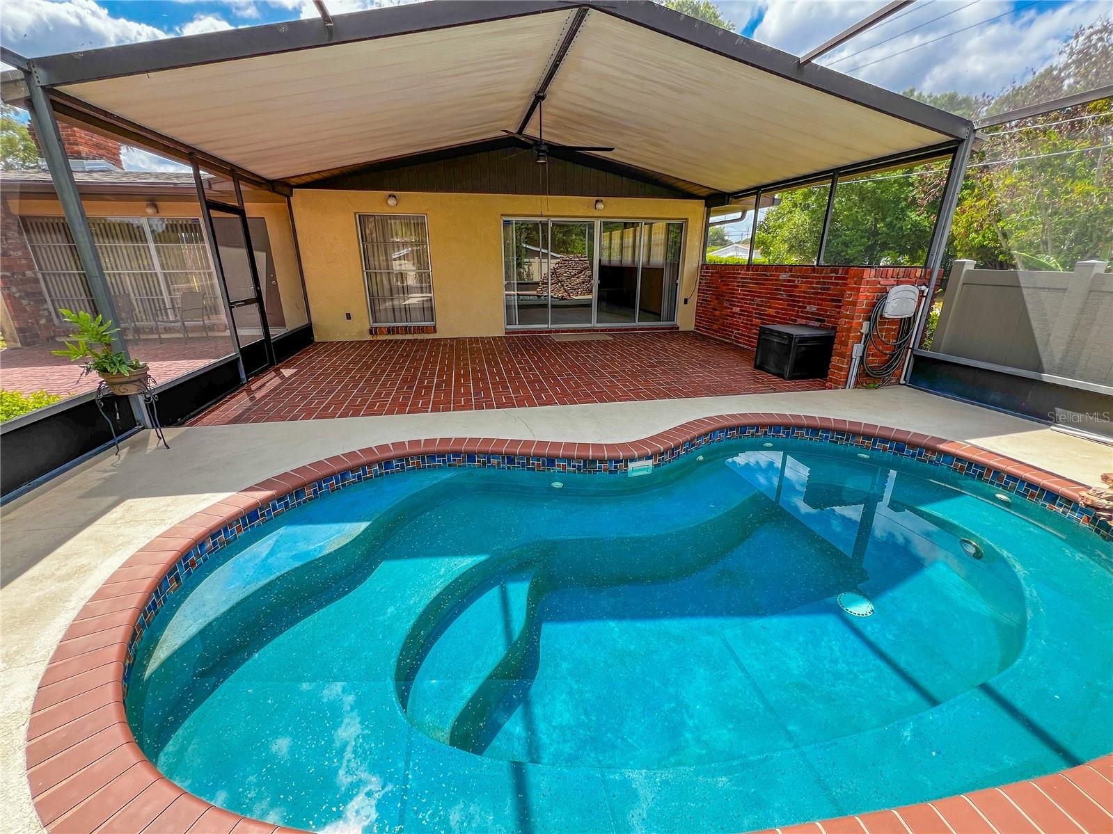 2118 W BROAD ST, TAMPA, FL, 33604