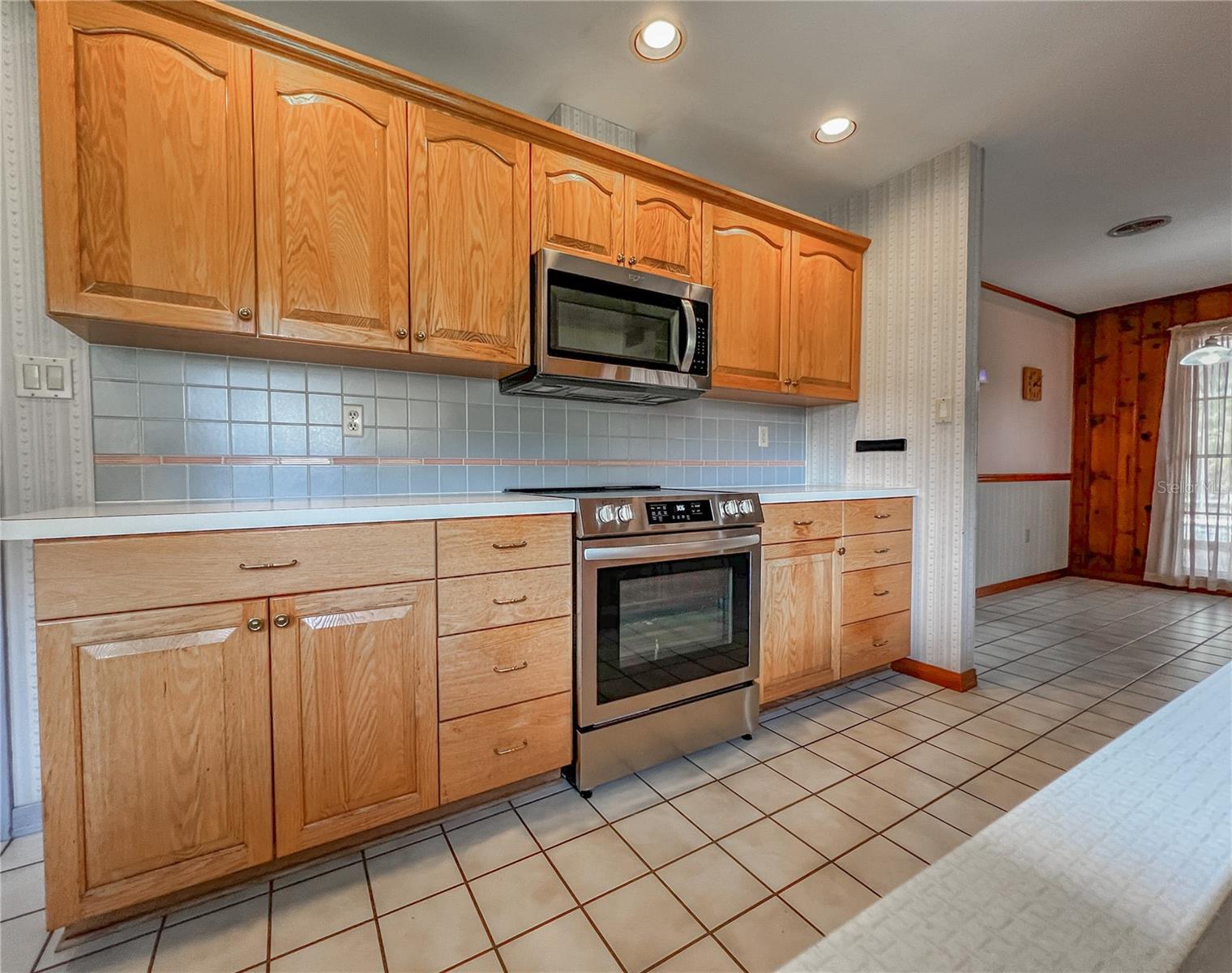 2118 W BROAD ST, TAMPA, FL, 33604