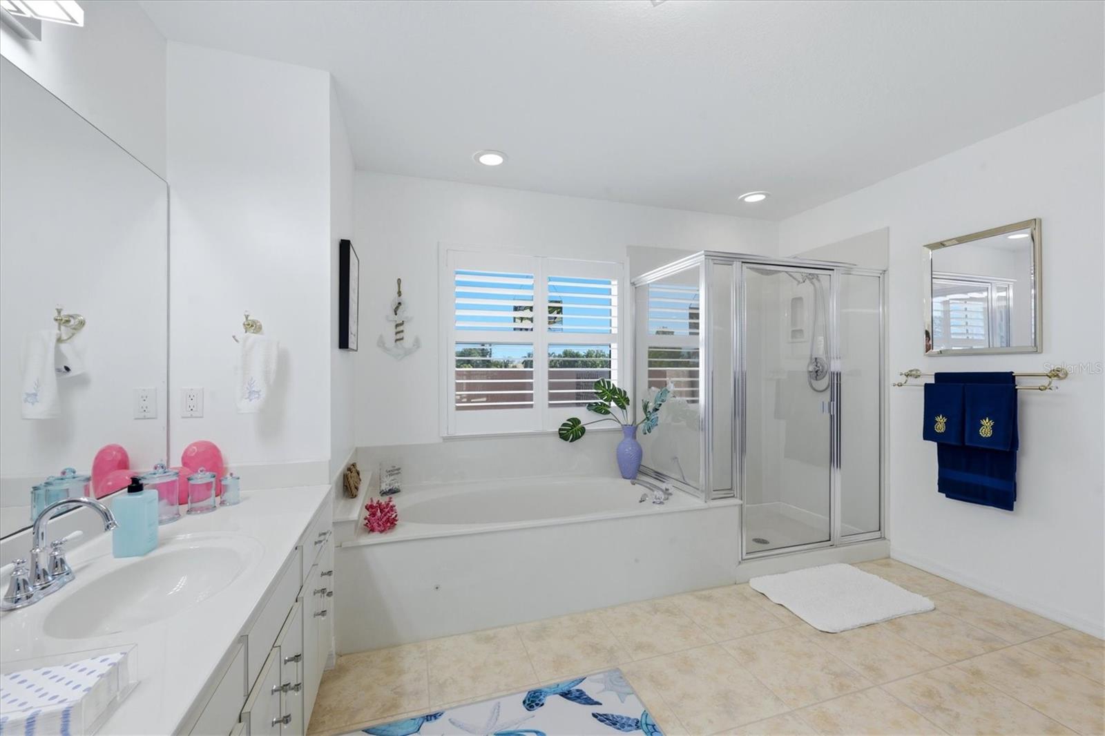 10 ARLINGTON DR, PLACIDA, FL, 33946