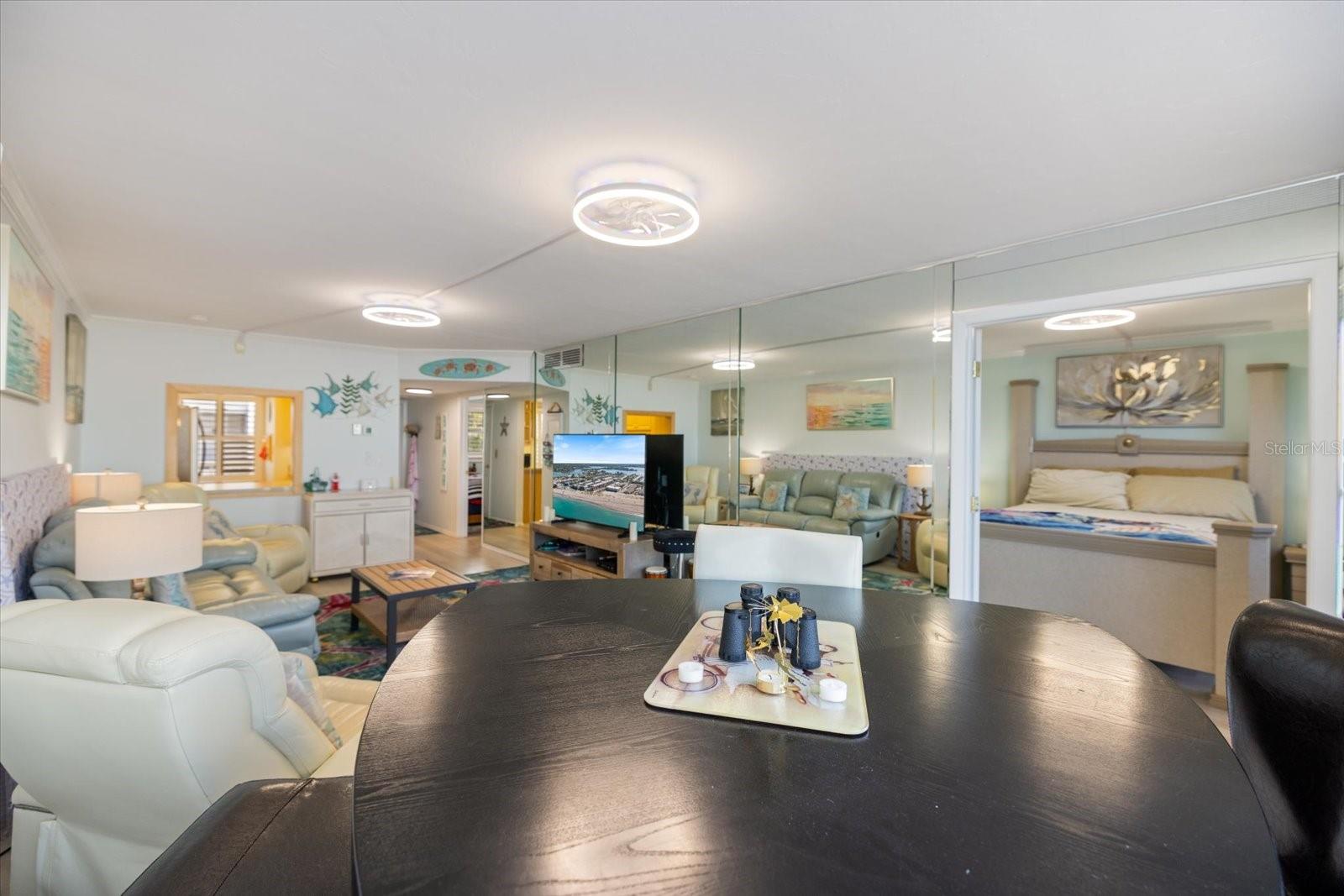 1400 TARPON CENTER DR #204, VENICE, FL, 34285