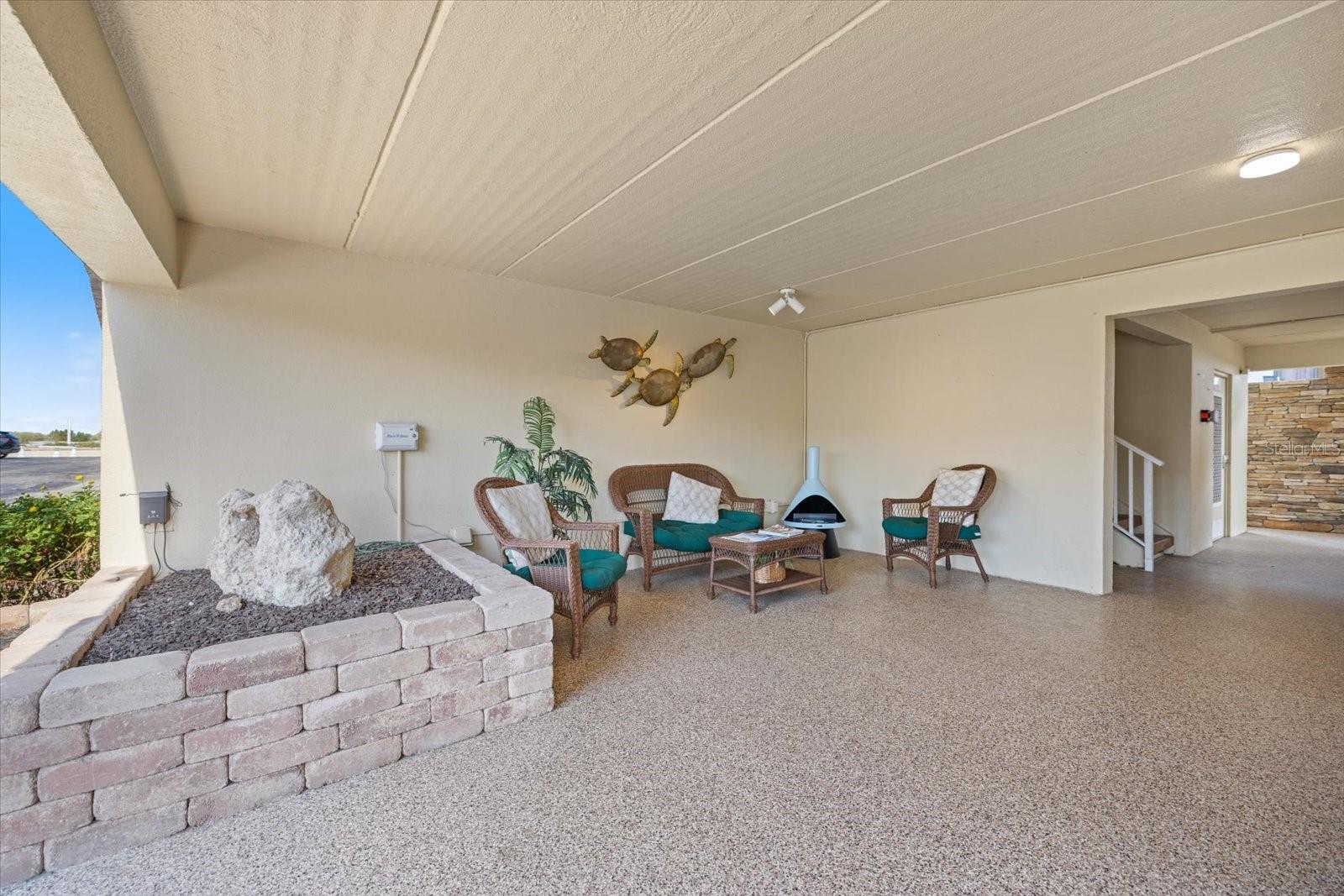 1400 TARPON CENTER DR #204, VENICE, FL, 34285