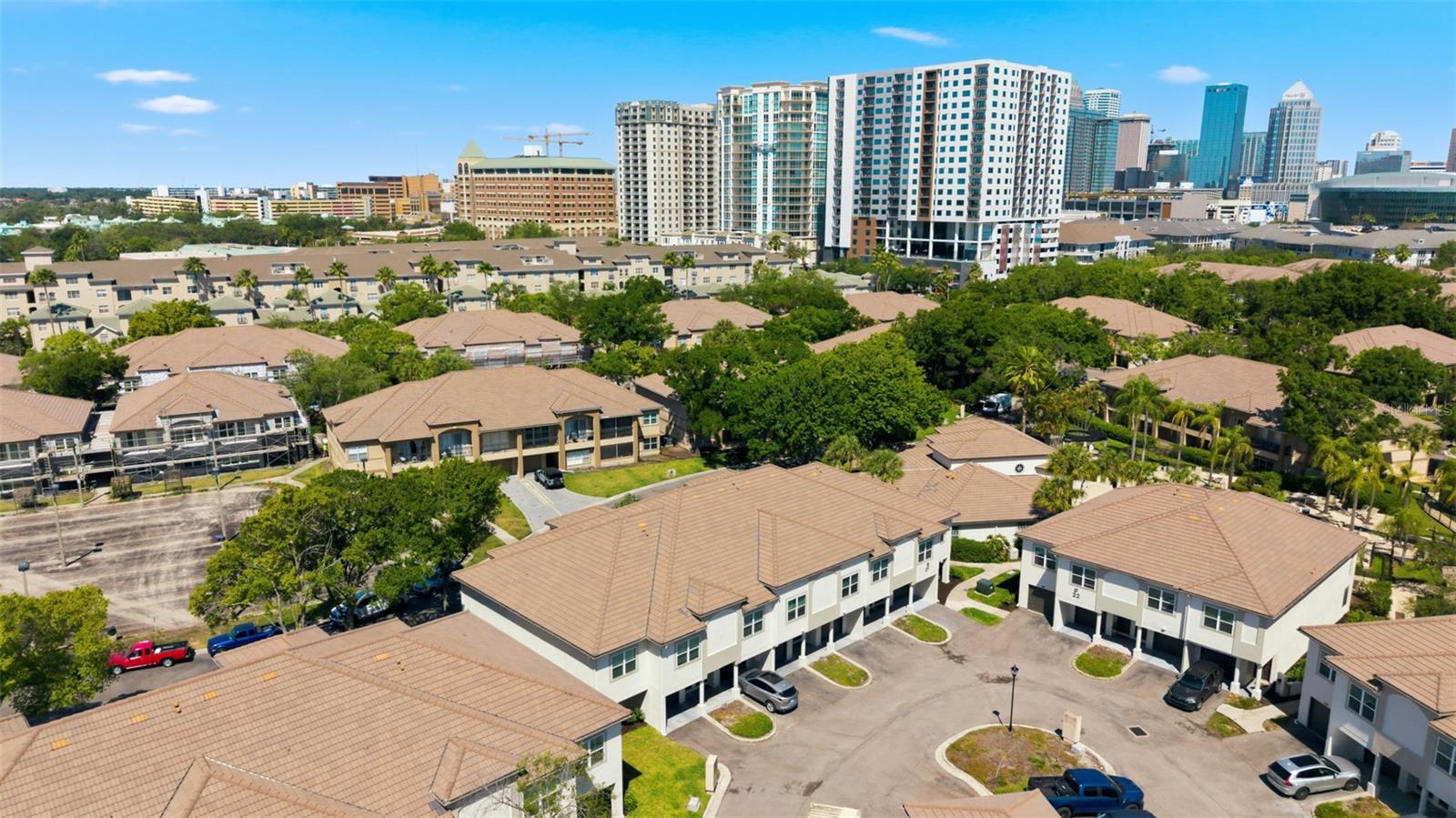 1022 NORMANDY TRACE RD, TAMPA, FL, 33602