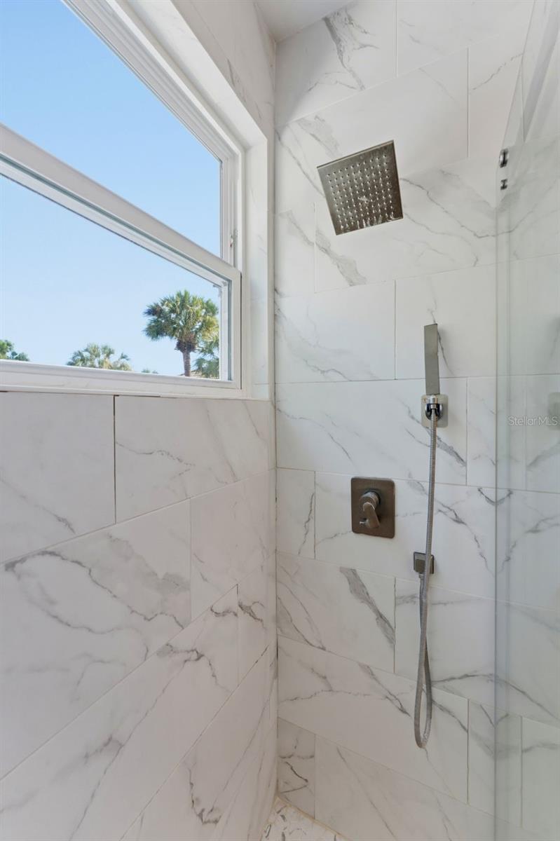 1022 NORMANDY TRACE RD, TAMPA, FL, 33602