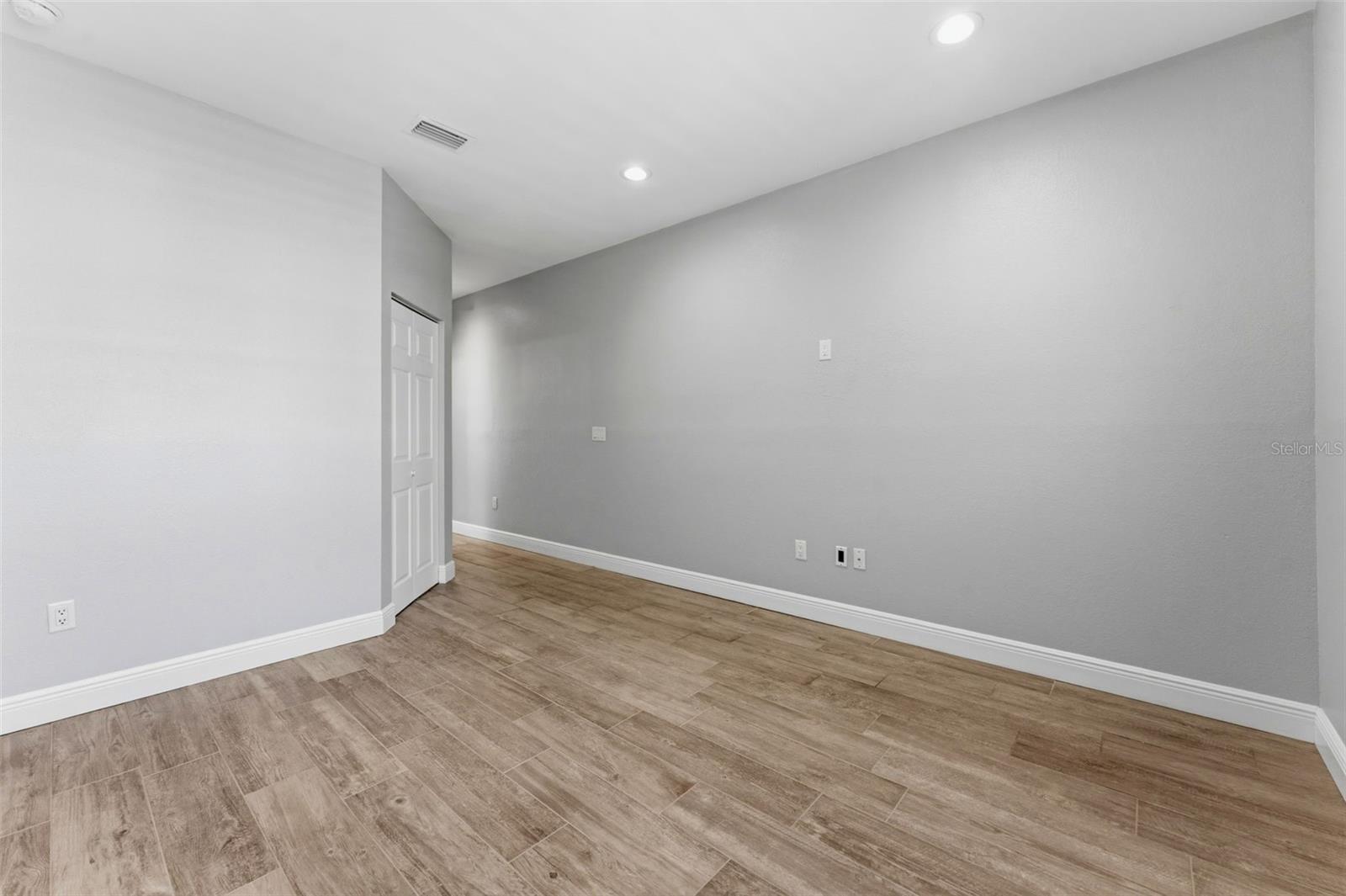 1022 NORMANDY TRACE RD, TAMPA, FL, 33602