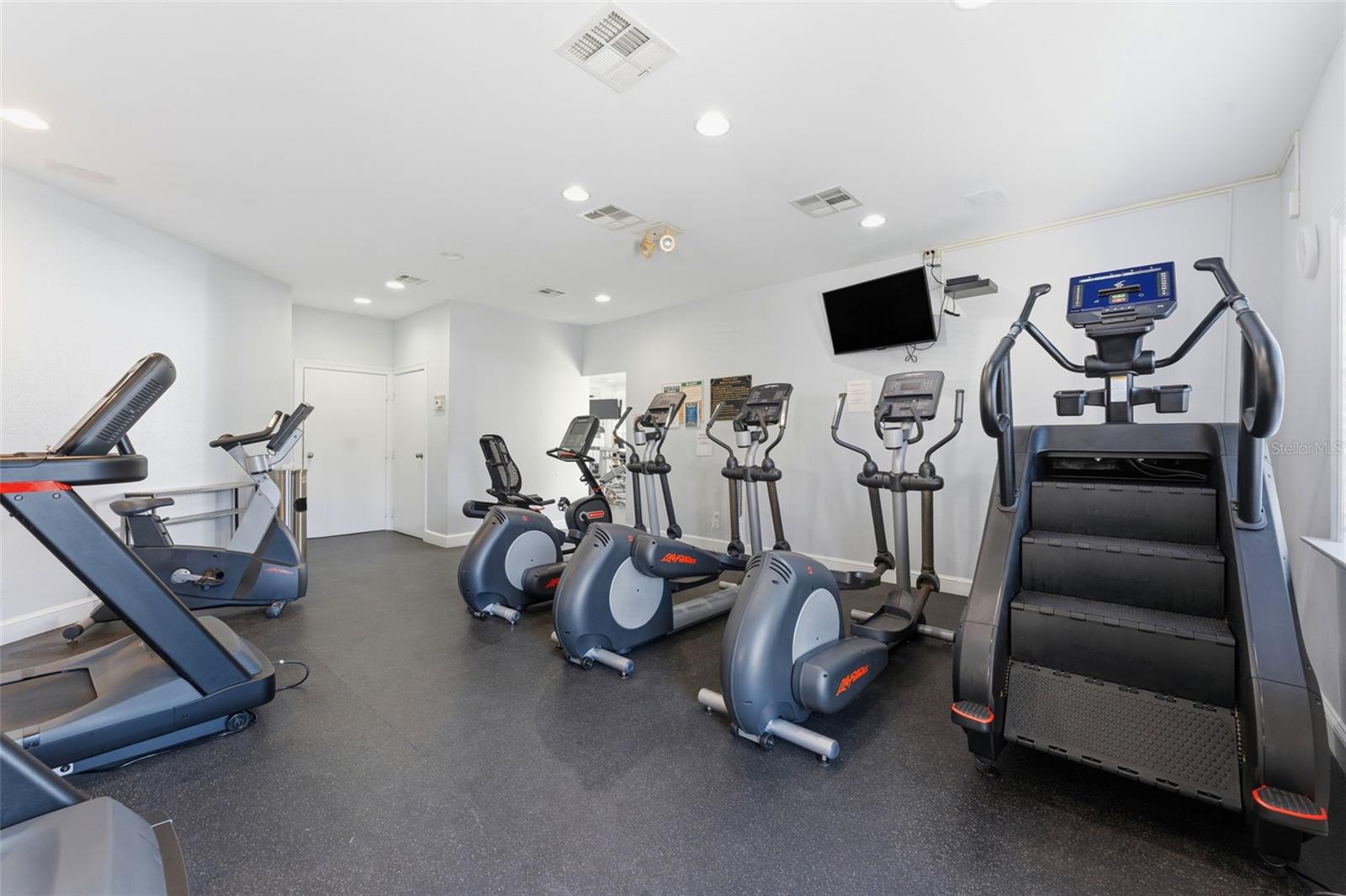 1022 NORMANDY TRACE RD, TAMPA, FL, 33602