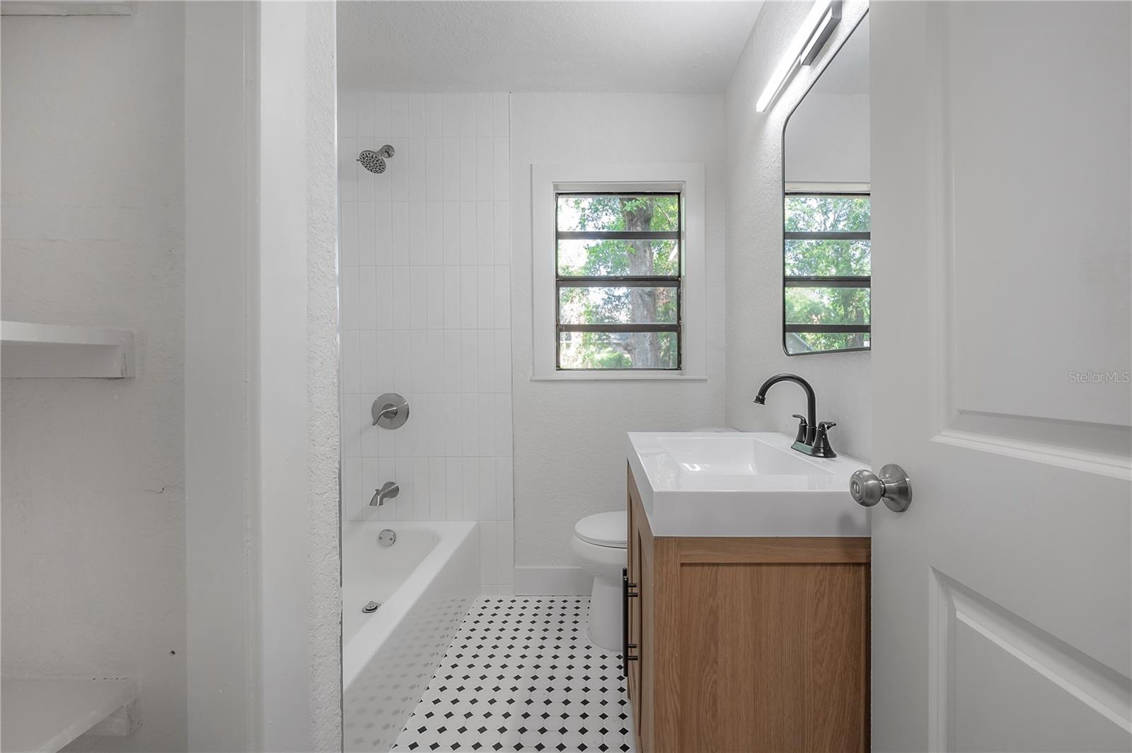 6714 N 11TH ST, TAMPA, FL, 33604