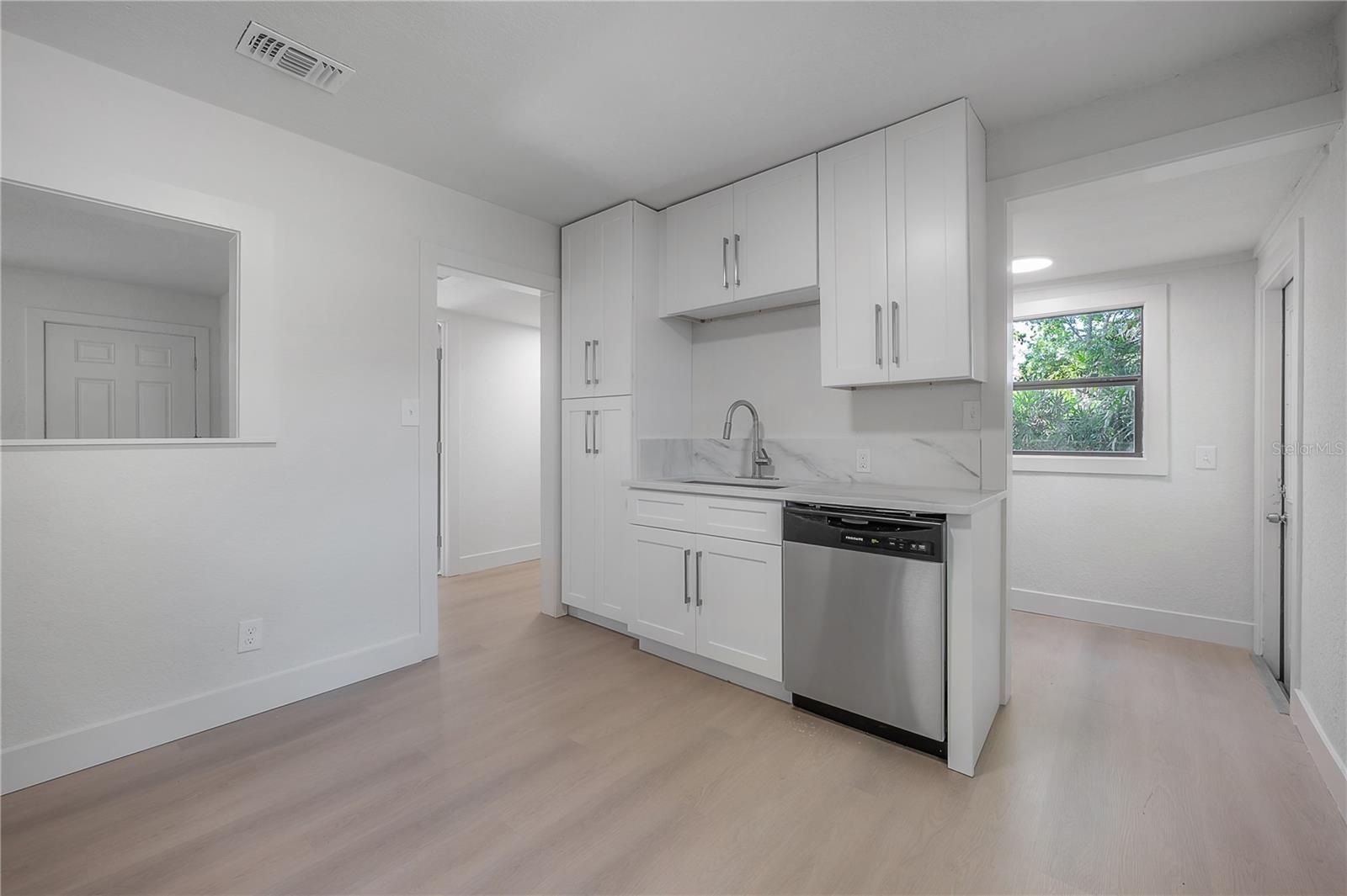 6714 N 11TH ST, TAMPA, FL, 33604