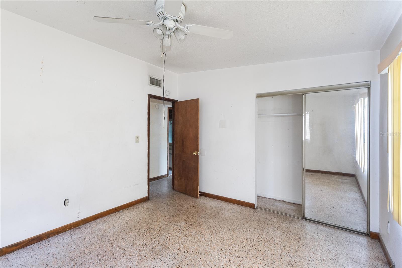 8706 EDNAM PL, TAMPA, FL, 33604