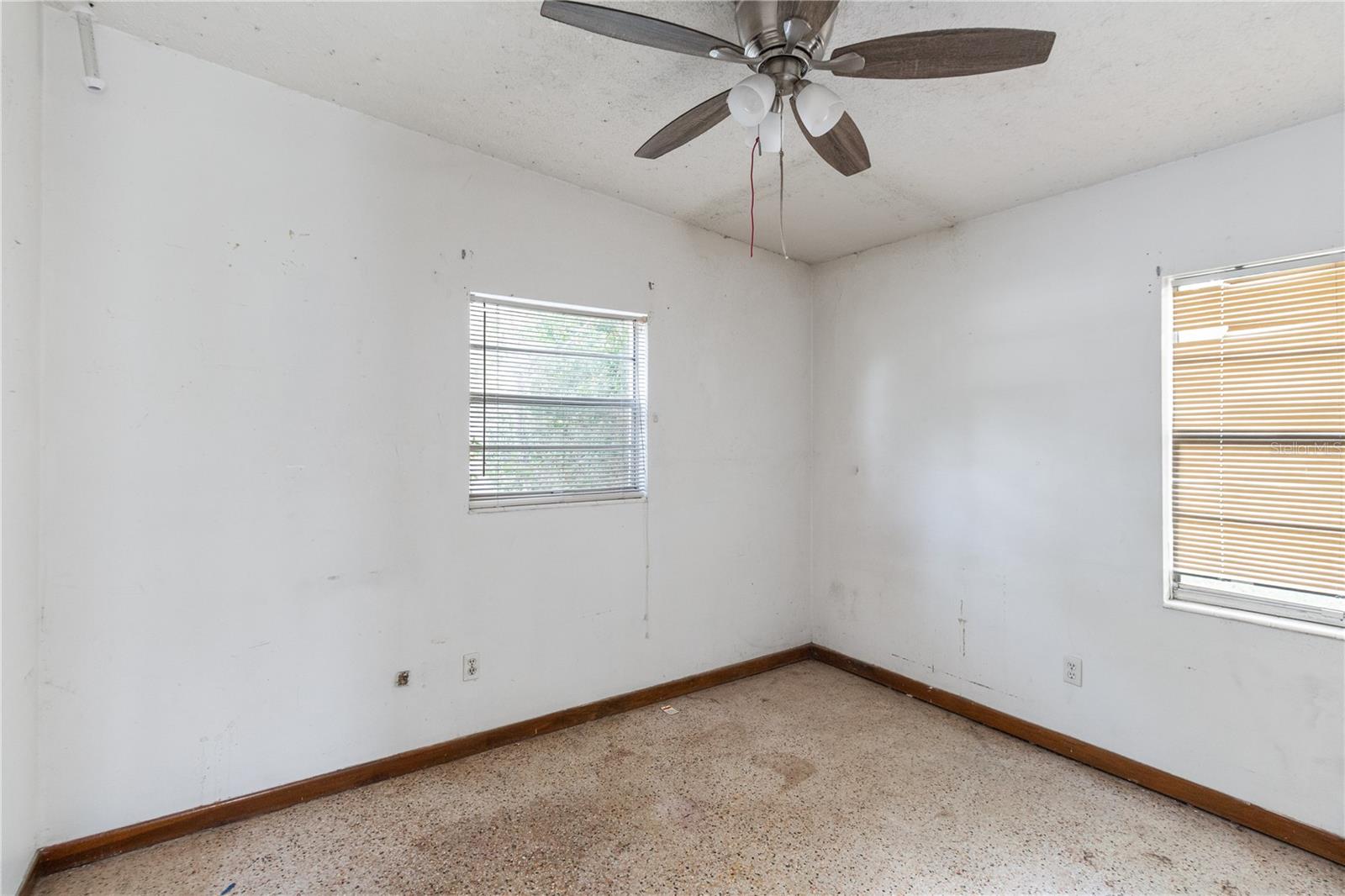 8706 EDNAM PL, TAMPA, FL, 33604