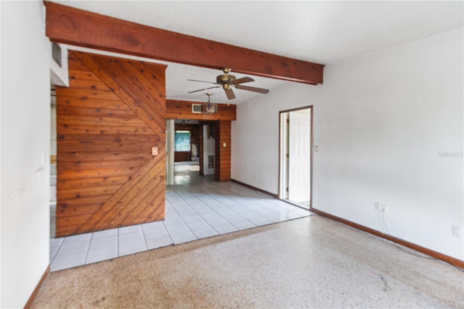 8706 EDNAM PL, TAMPA, FL, 33604