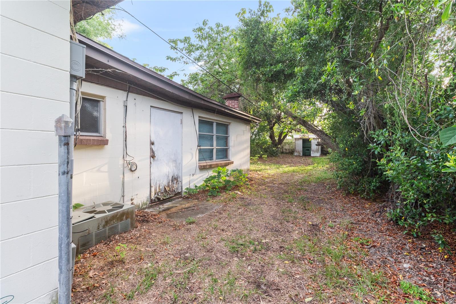 8706 EDNAM PL, TAMPA, FL, 33604