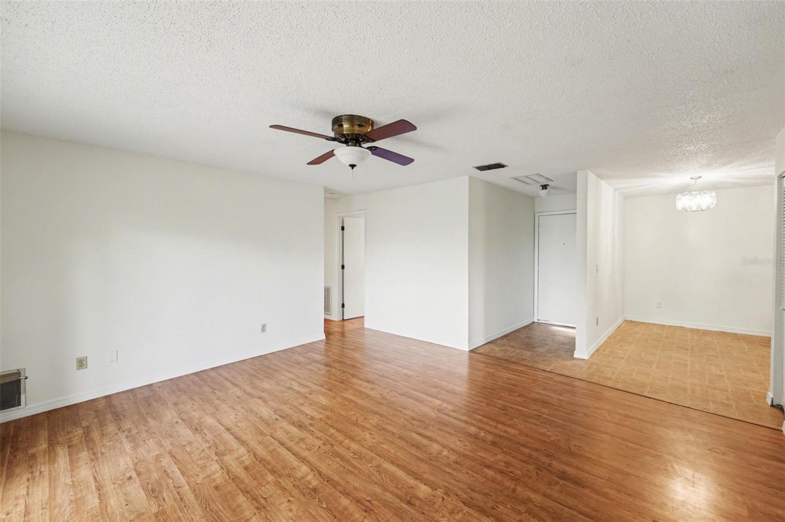 6481 ELMHURST CT, PINELLAS PARK, FL, 33782