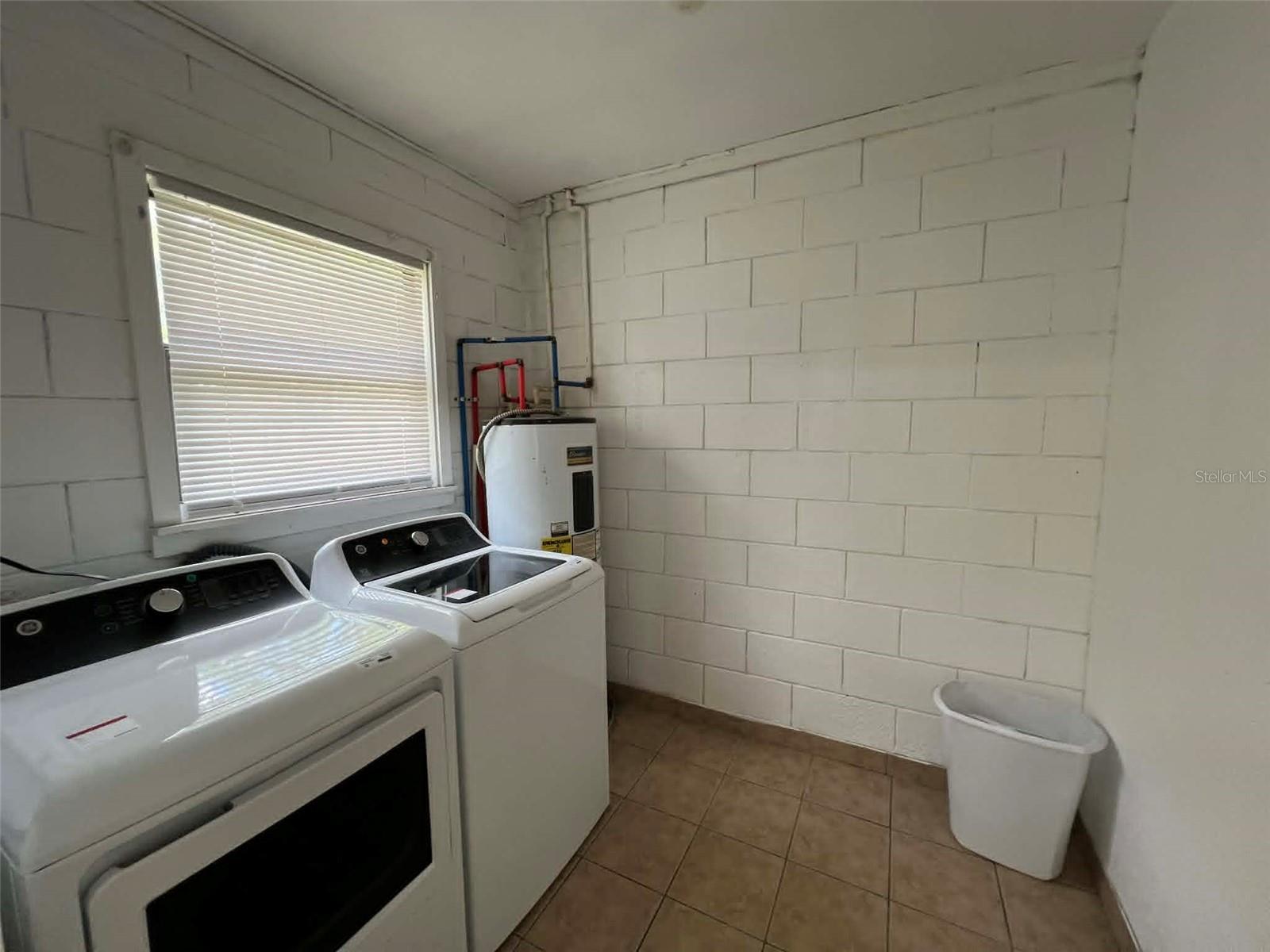 4207 MEADOWBROOK AVE, ORLANDO, FL, 32808