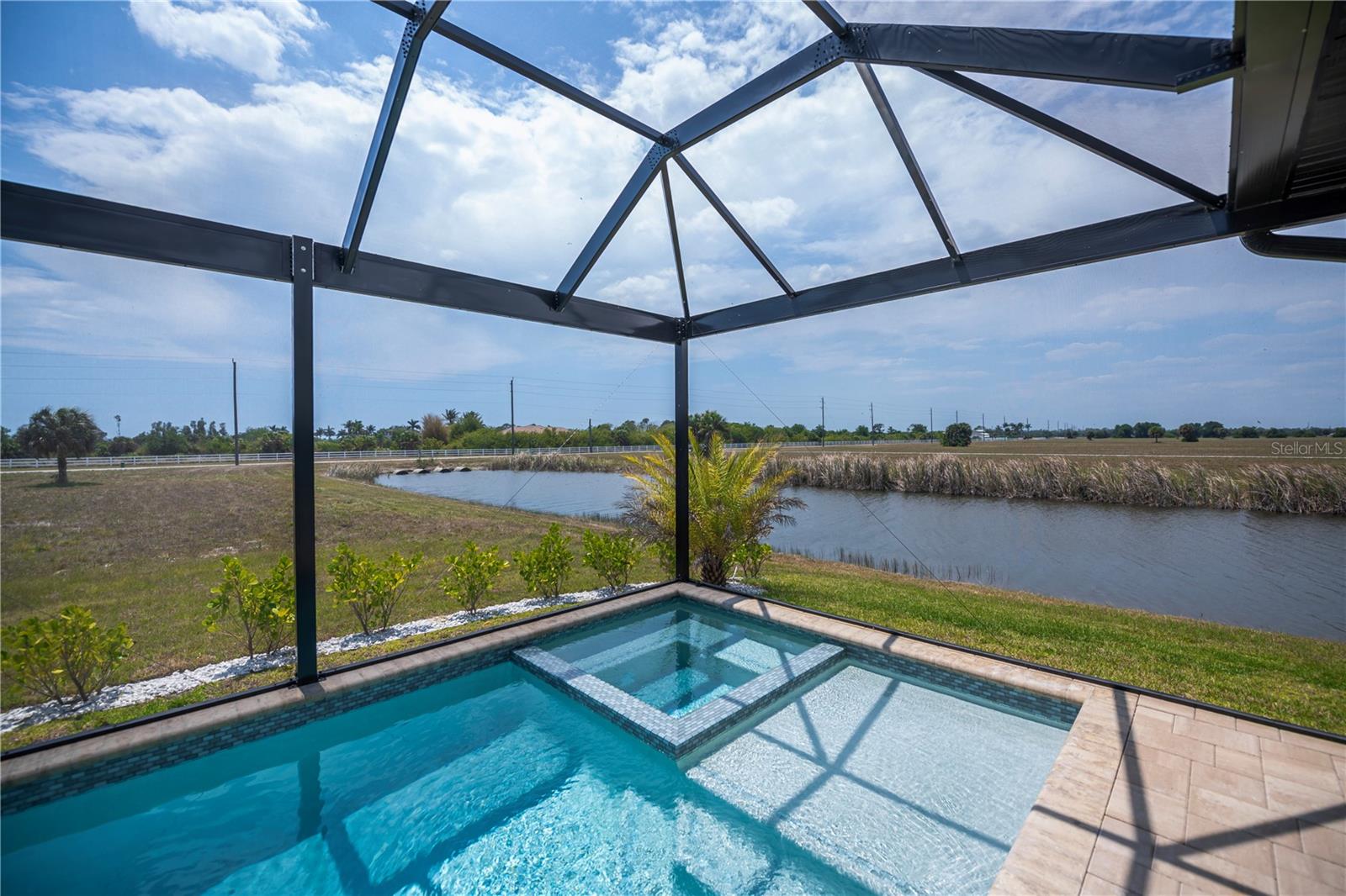 7 SUNFLOWER DR, PLACIDA, FL, 33946