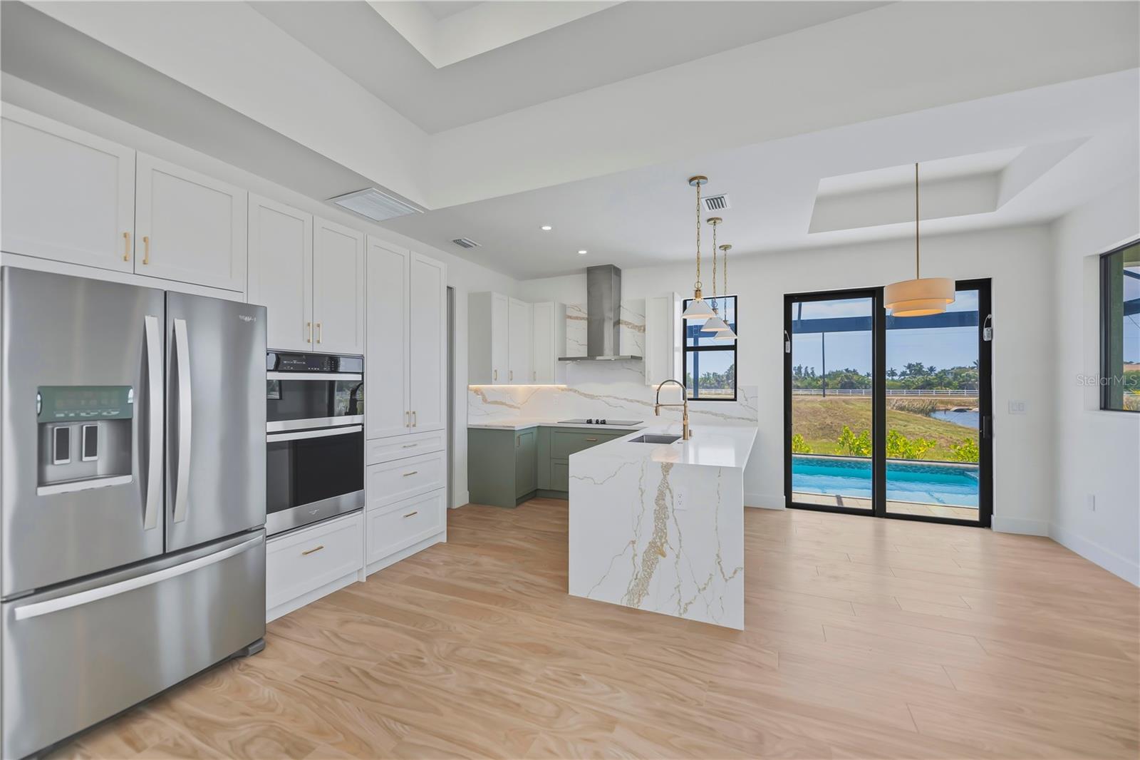 7 SUNFLOWER DR, PLACIDA, FL, 33946