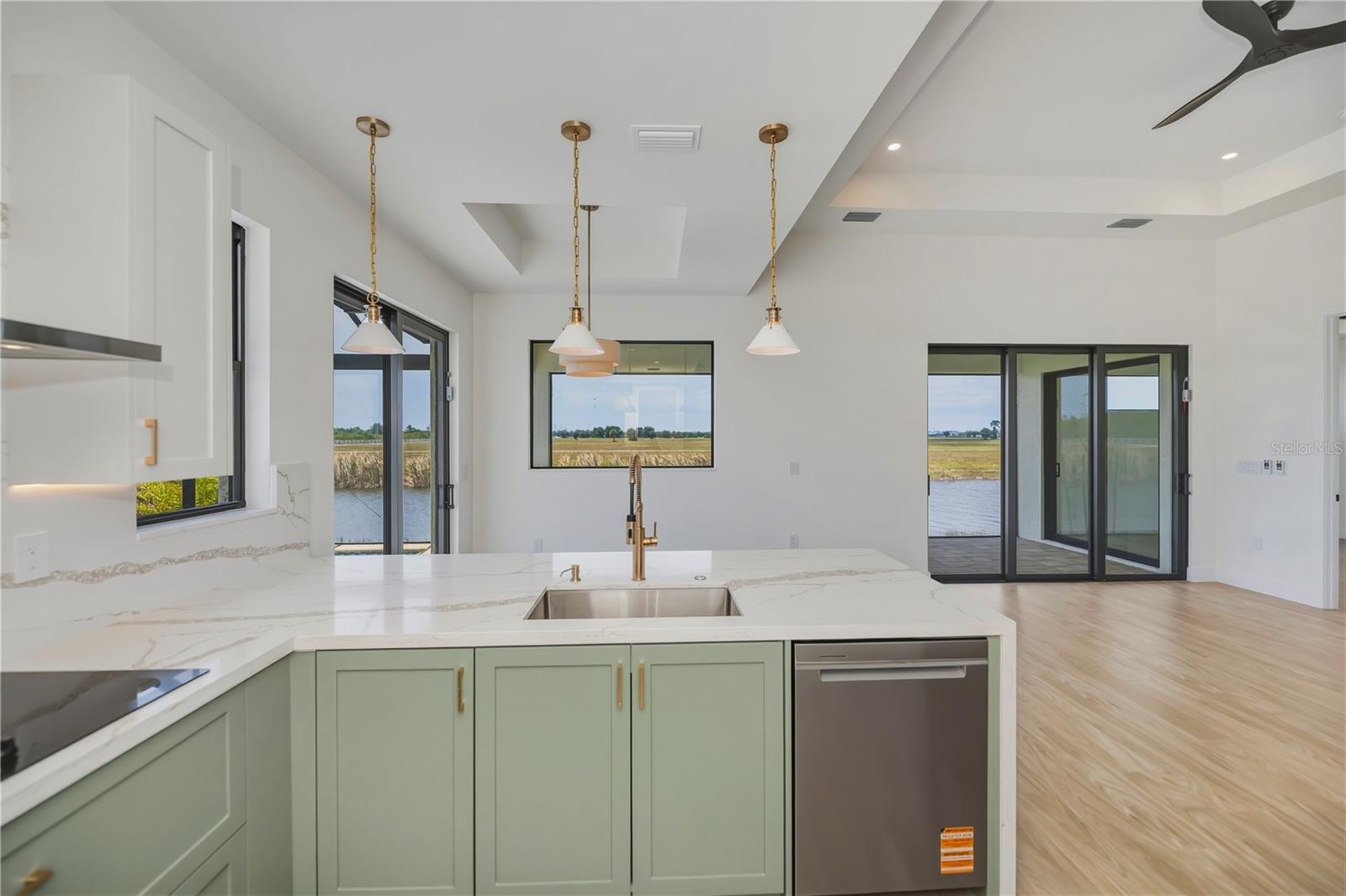 7 SUNFLOWER DR, PLACIDA, FL, 33946