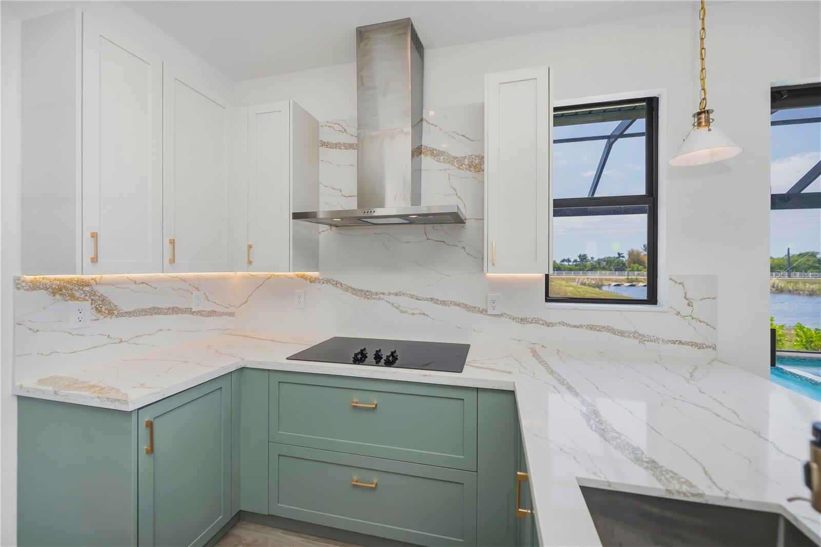 7 SUNFLOWER DR, PLACIDA, FL, 33946