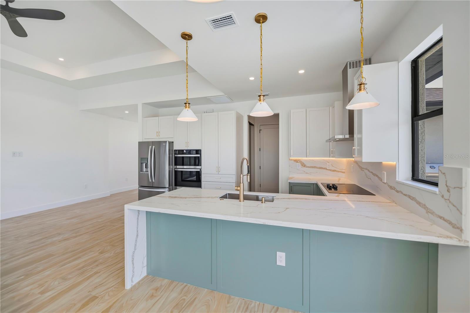 7 SUNFLOWER DR, PLACIDA, FL, 33946