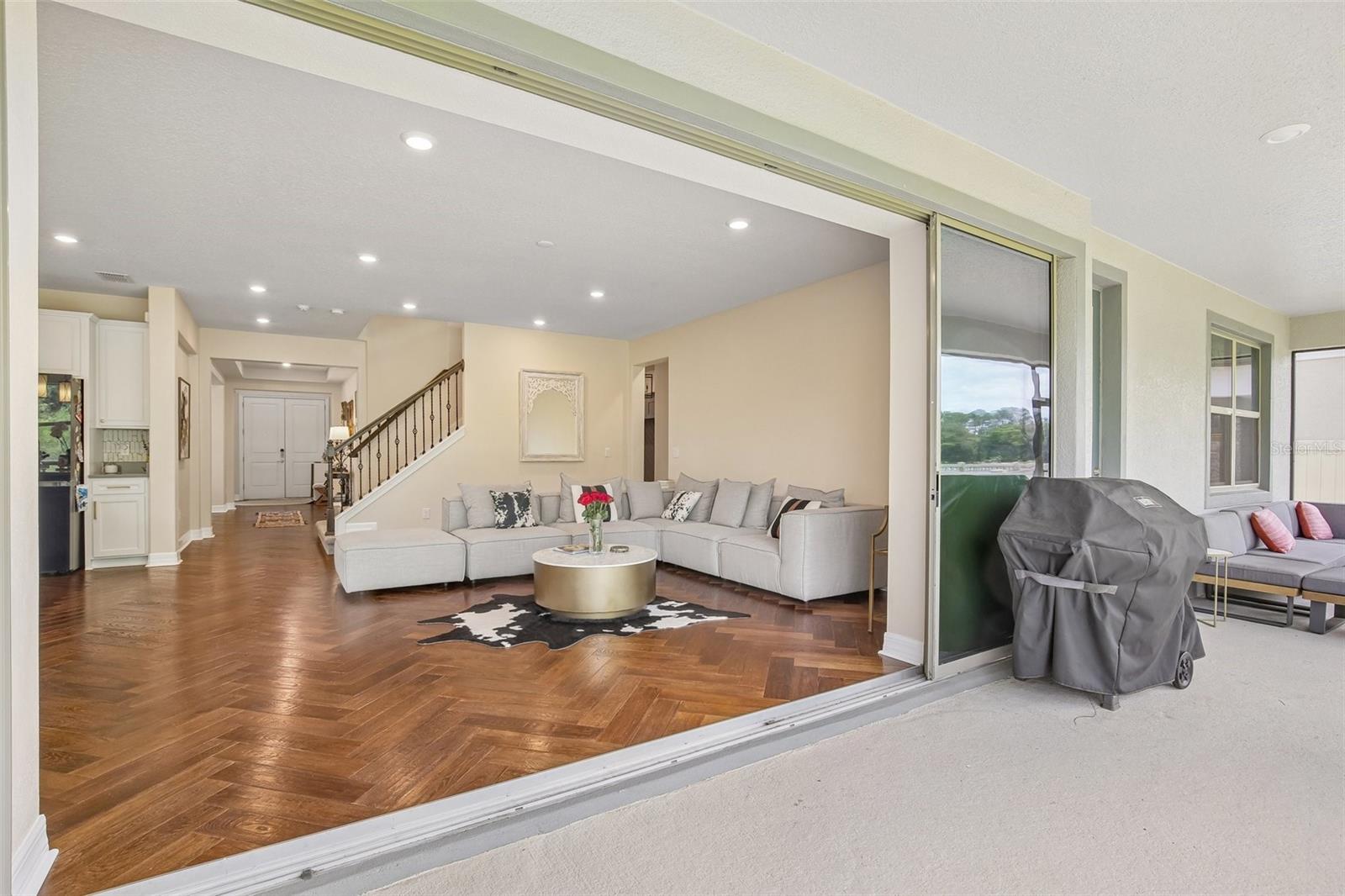 11054 SUNDRIFT DR, TAMPA, FL, 33647