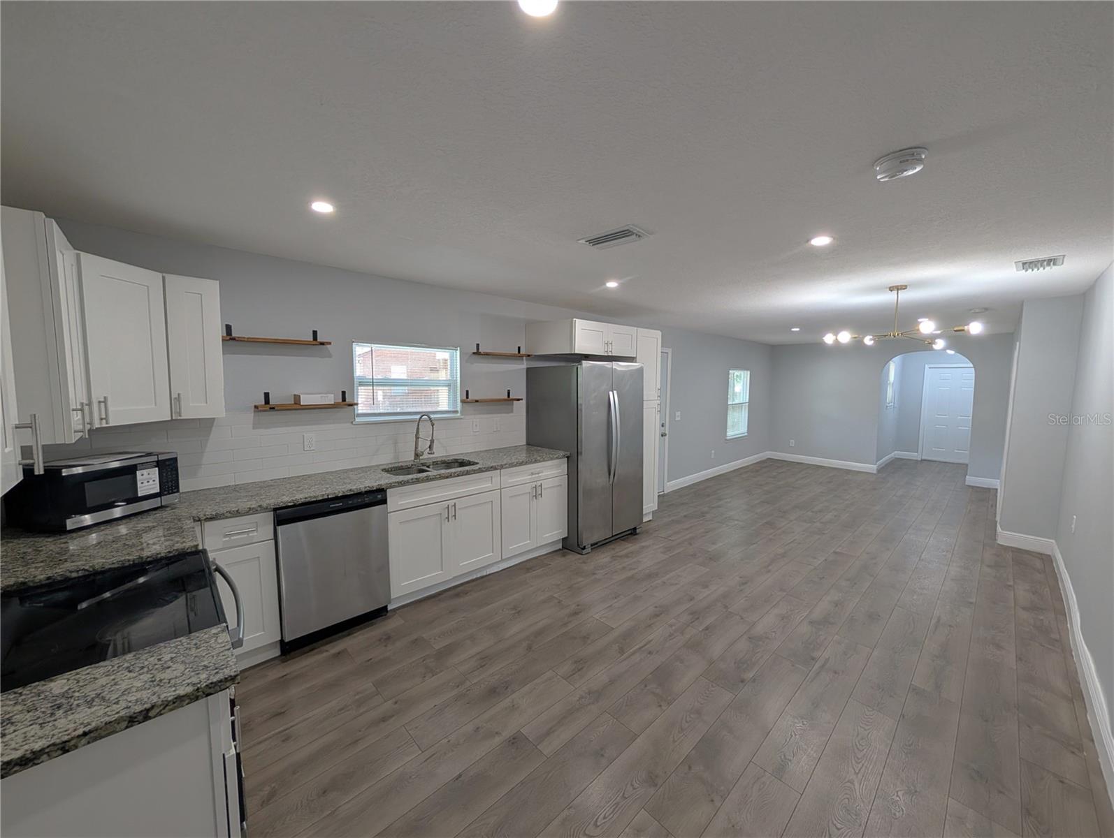 1608 E NEW ORLEANS AVE, TAMPA, FL, 33610