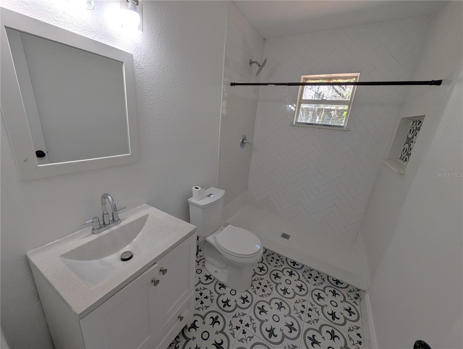 1608 E NEW ORLEANS AVE, TAMPA, FL, 33610