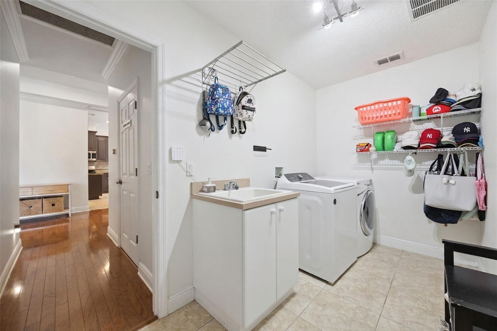 5427 NAGAMI DR, WINDERMERE, FL, 34786