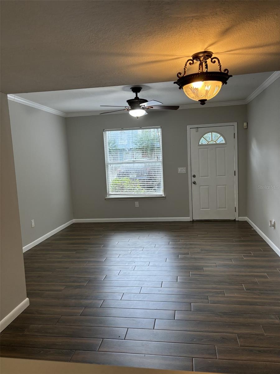 7621 COLONIAL CT, TAMPA, FL, 33615