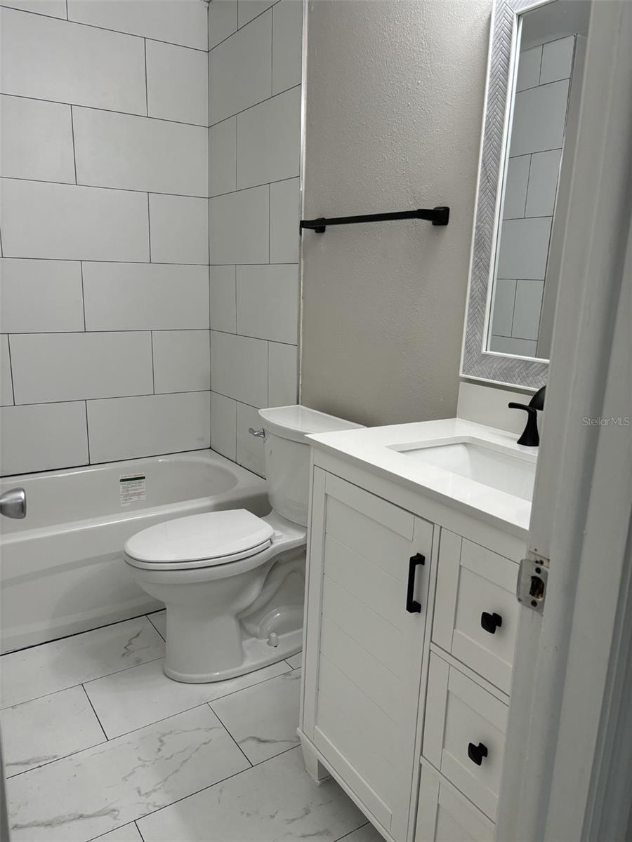 7621 COLONIAL CT, TAMPA, FL, 33615