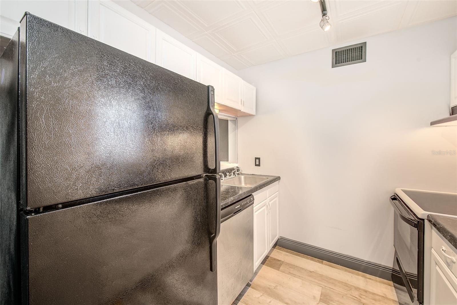 10453 CARROLLBROOK CIR #222, TAMPA, FL, 33618