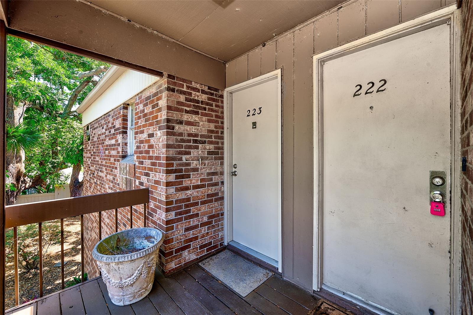 10453 CARROLLBROOK CIR #222, TAMPA, FL, 33618