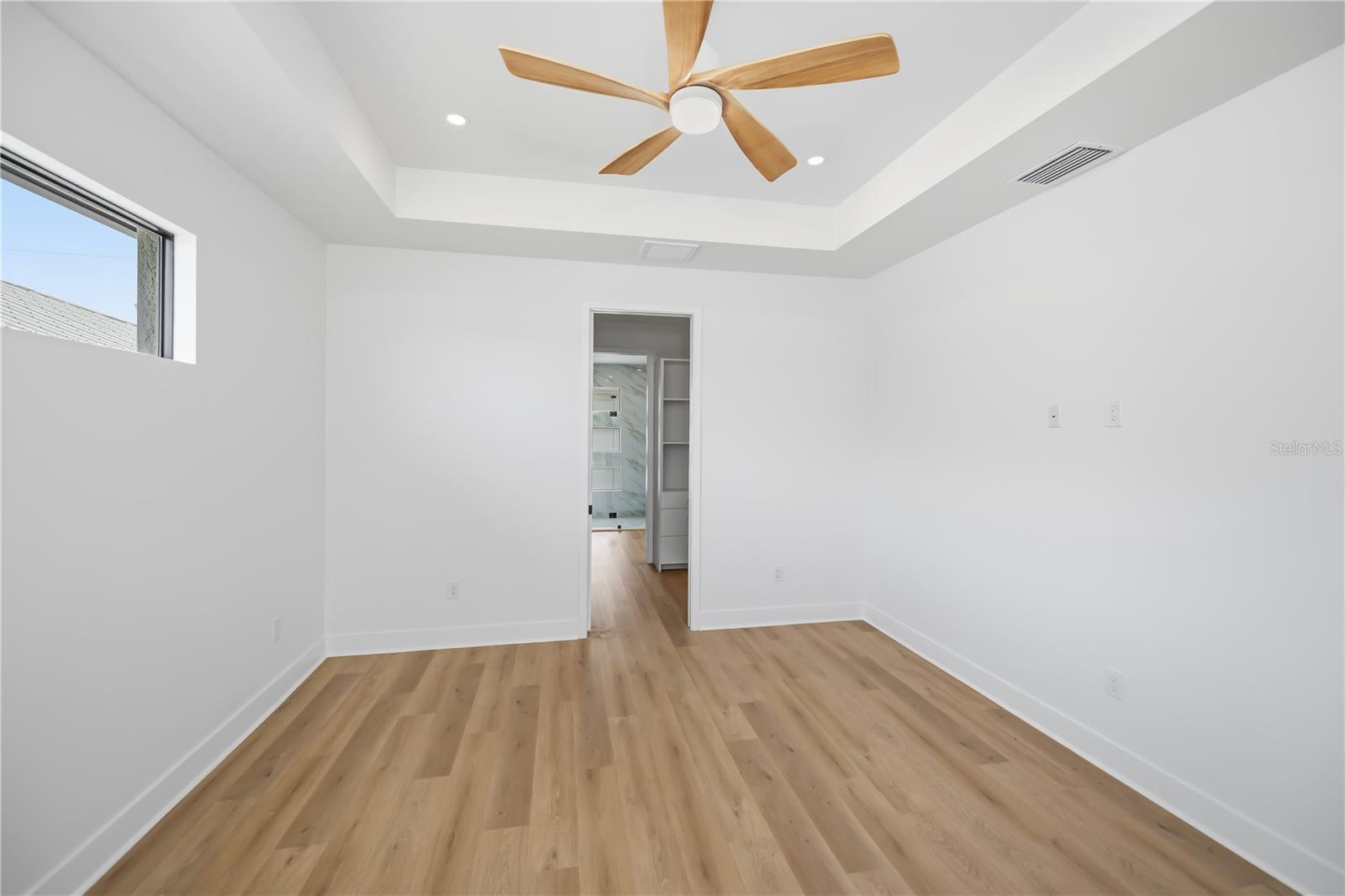16692 LIGGETT CIR, PORT CHARLOTTE, FL, 33981