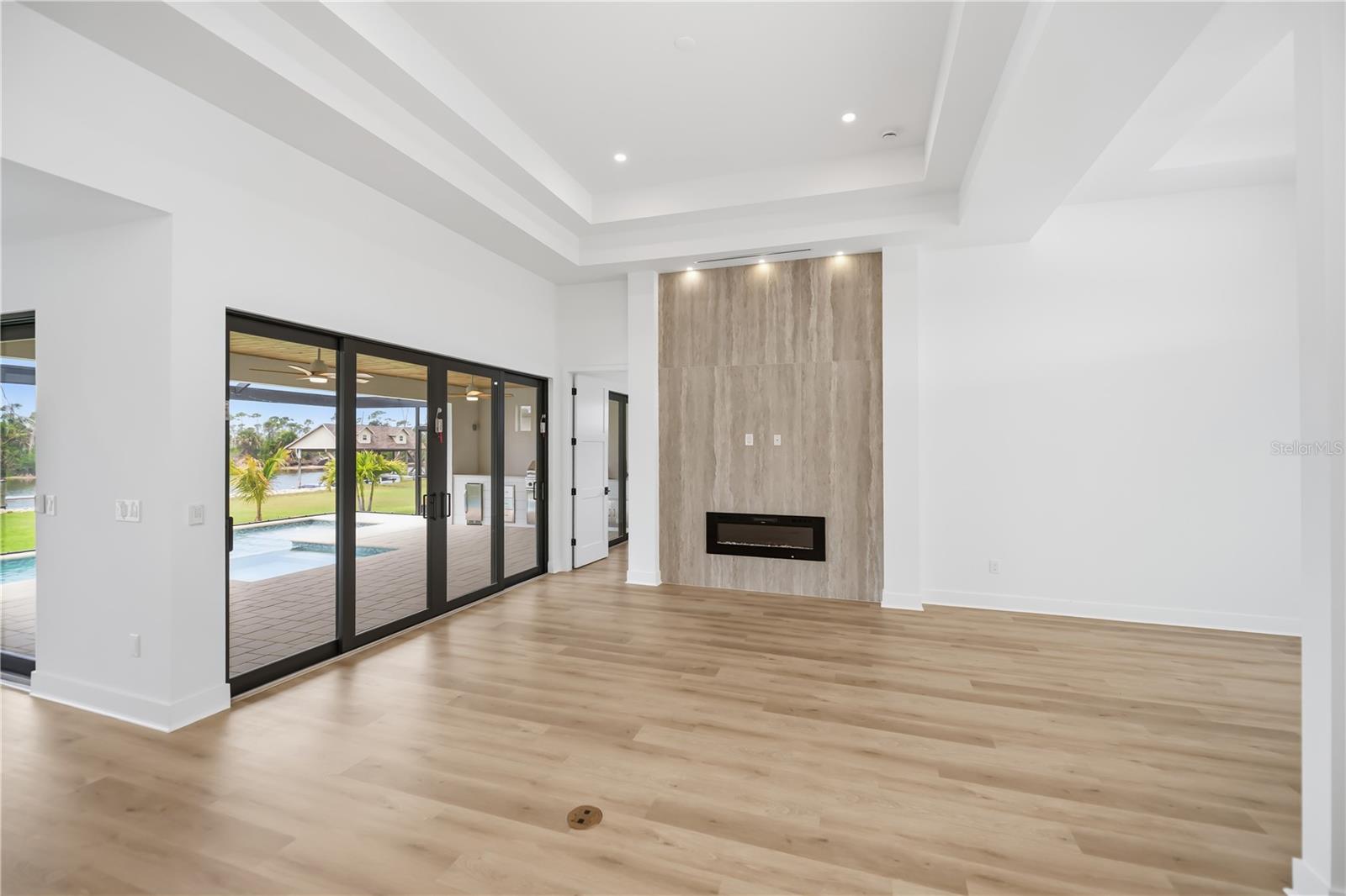 16692 LIGGETT CIR, PORT CHARLOTTE, FL, 33981