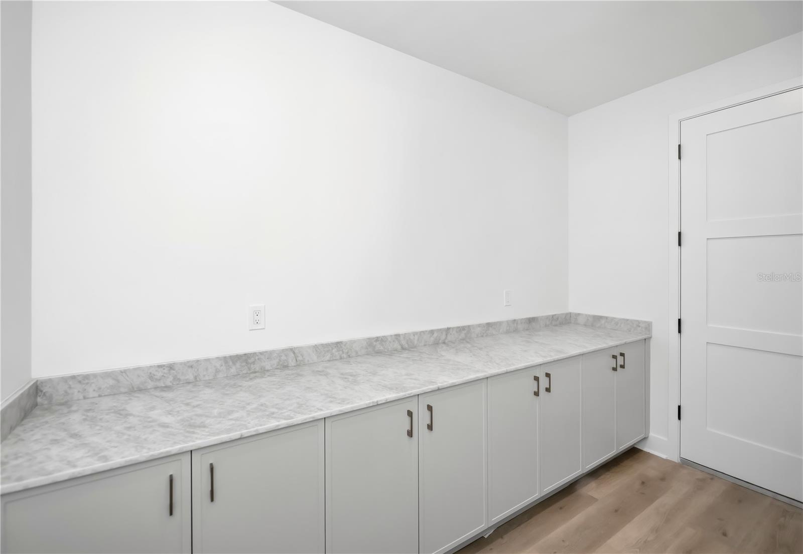 16692 LIGGETT CIR, PORT CHARLOTTE, FL, 33981