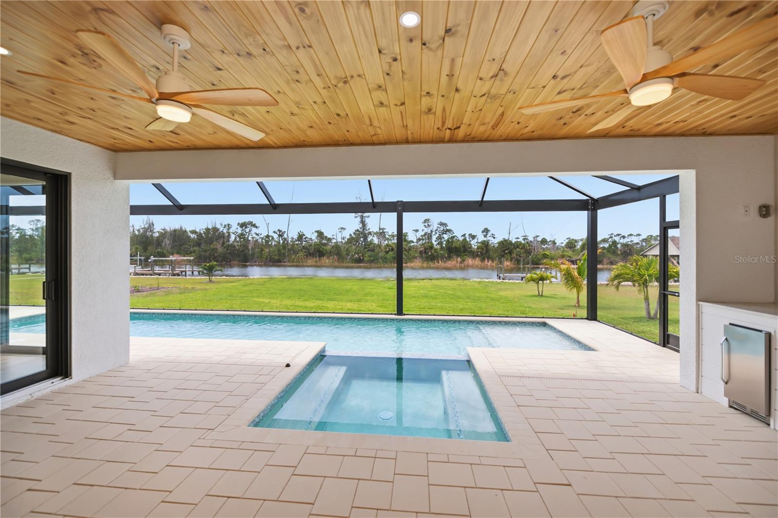 16692 LIGGETT CIR, PORT CHARLOTTE, FL, 33981