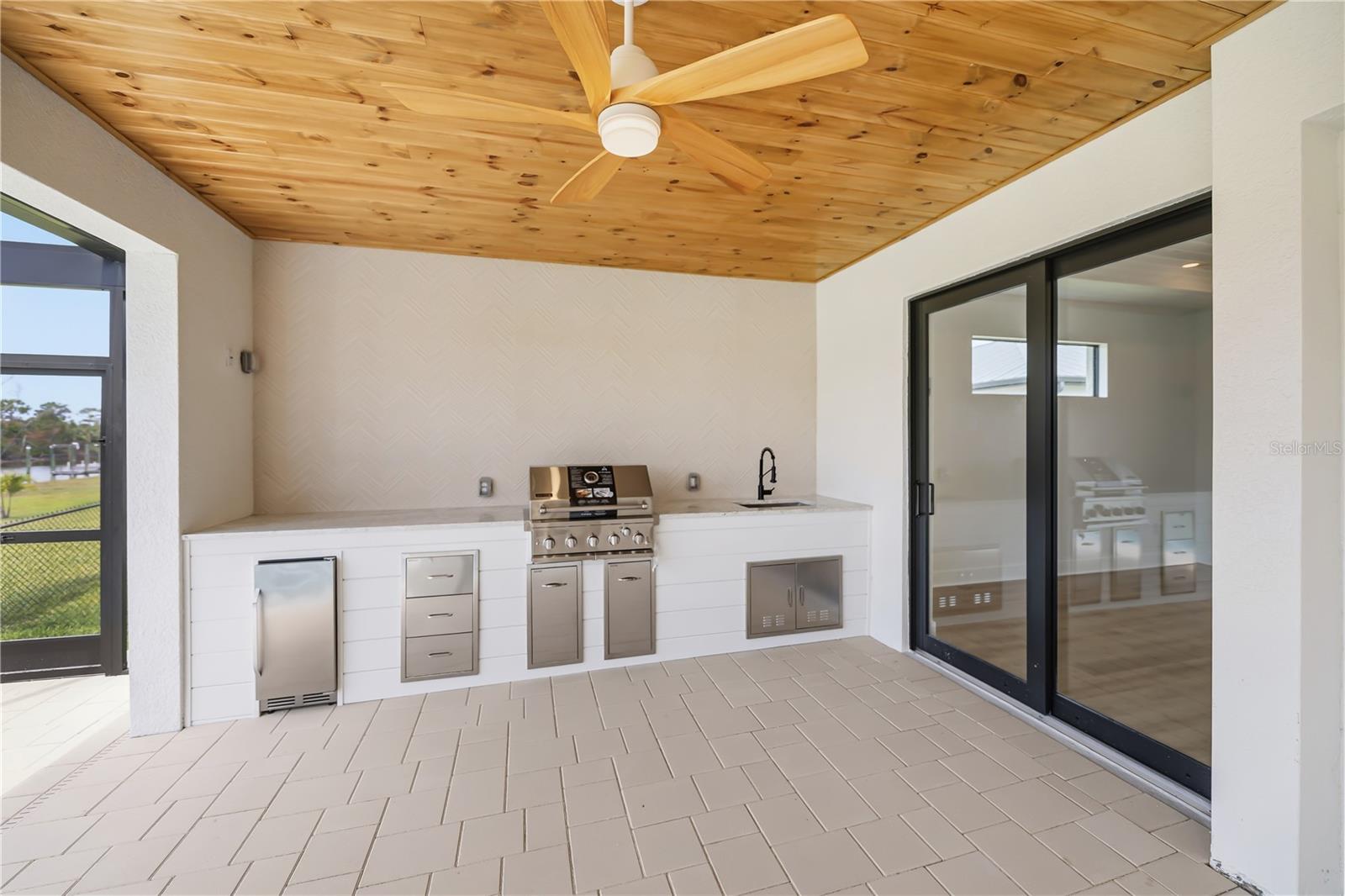 16692 LIGGETT CIR, PORT CHARLOTTE, FL, 33981