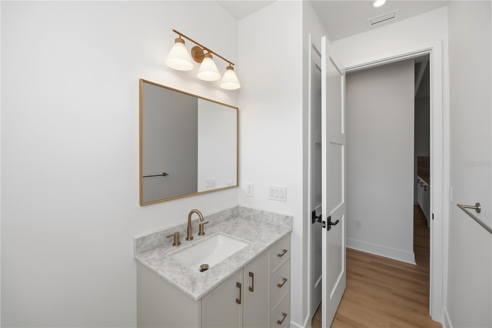 16692 LIGGETT CIR, PORT CHARLOTTE, FL, 33981